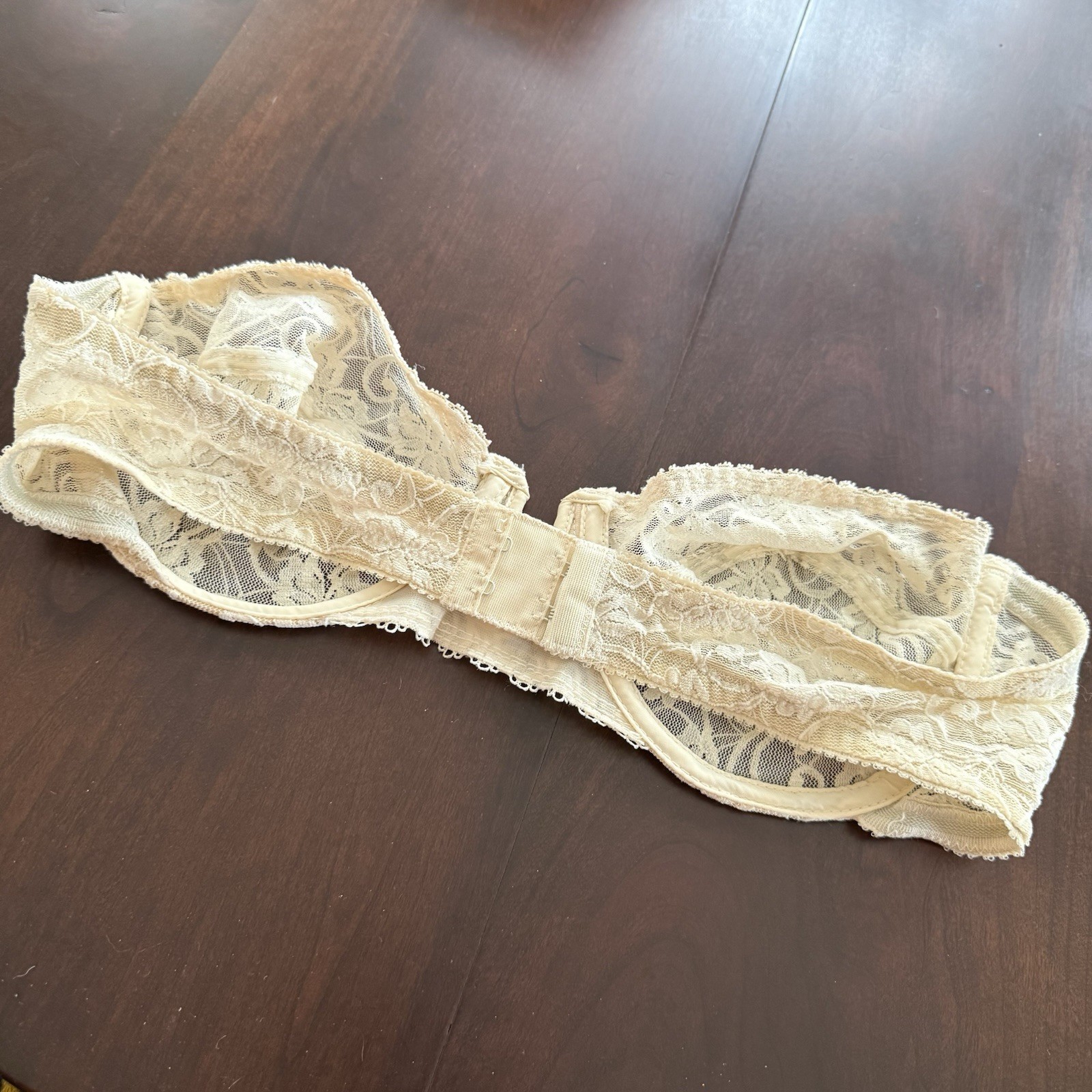 Vintage Young Smoothie #250 lace strapless bra – 38B READ