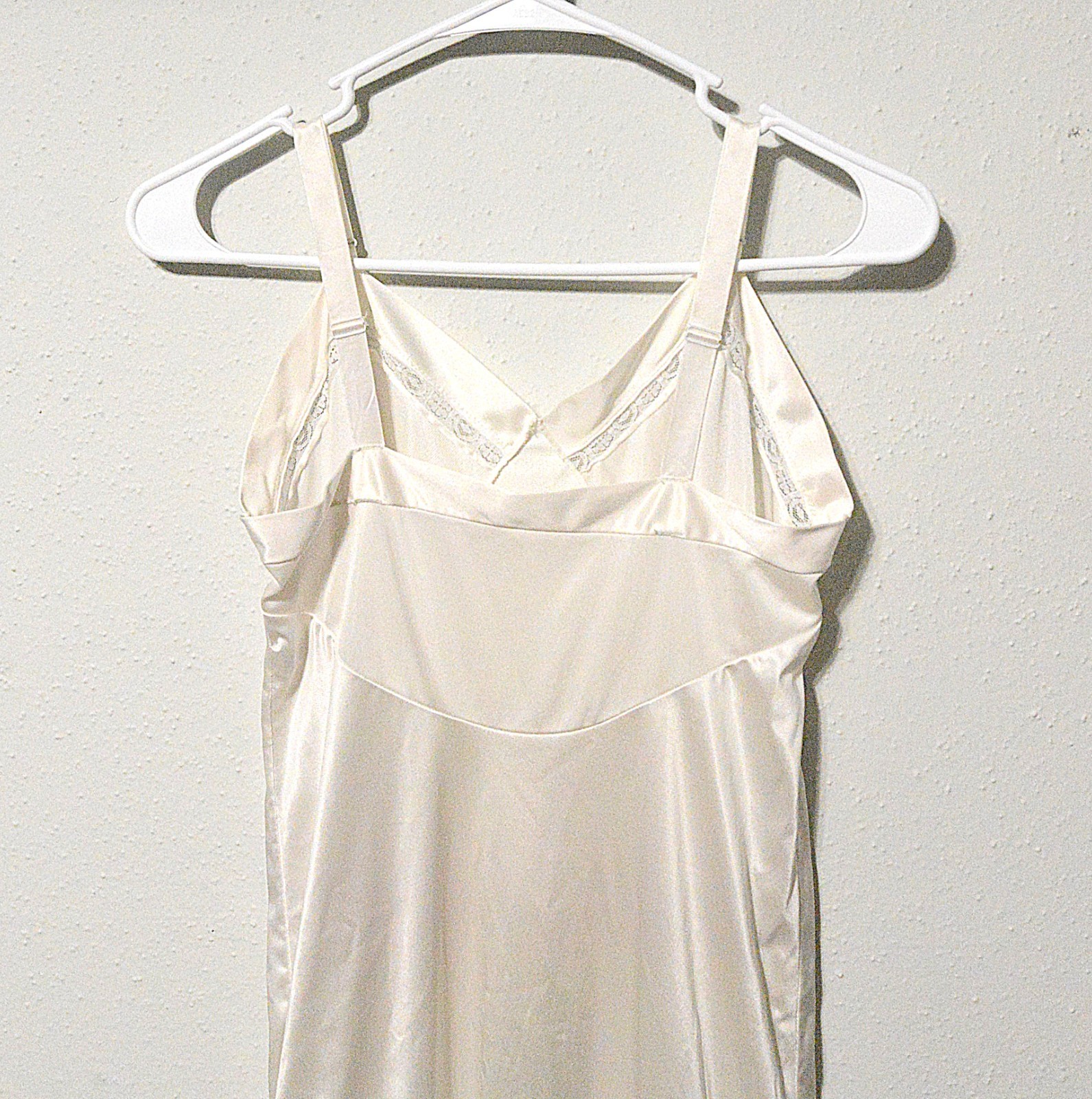 Dainty White Vintage Slip Dress with Lace Trim size Small 1970’s Retro Dress