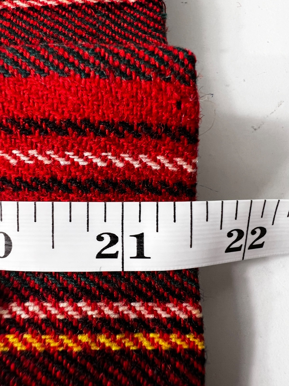 Vtg Rally Klad Red Black Gold Tartan Plaid Vest Sz. 6 Made in Scotland 100% Wool