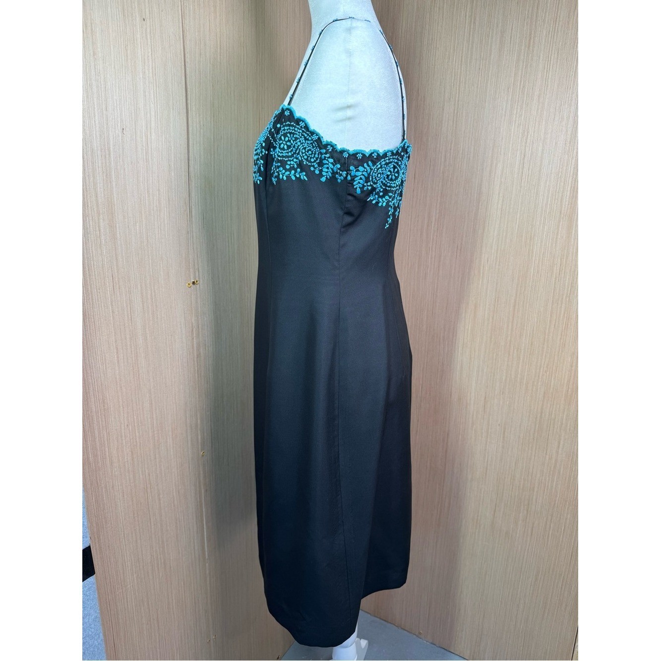 Ann Taylor 100% Dupioni Silk Black Slip Dress Beaded Bodice Straps Sz 10 Vintage