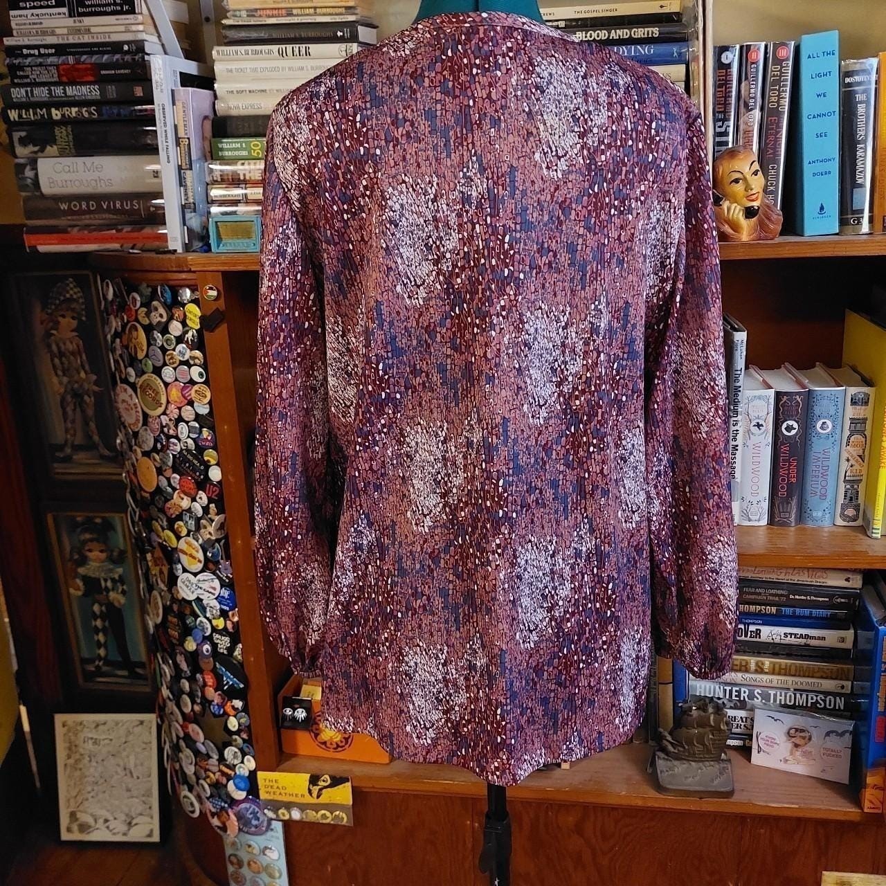 Vintage purple patterned long sleeve top.