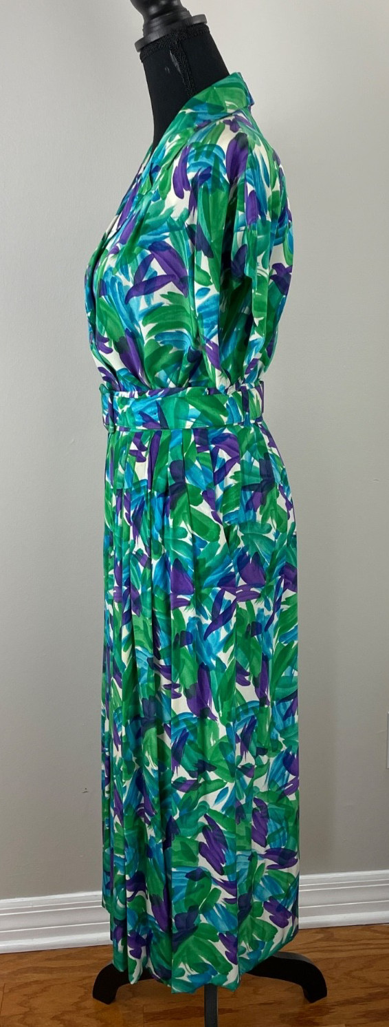 Vintage Miss O Oscar de la Renta Silk Blouse and Skirt Size 4 Pockets Floral