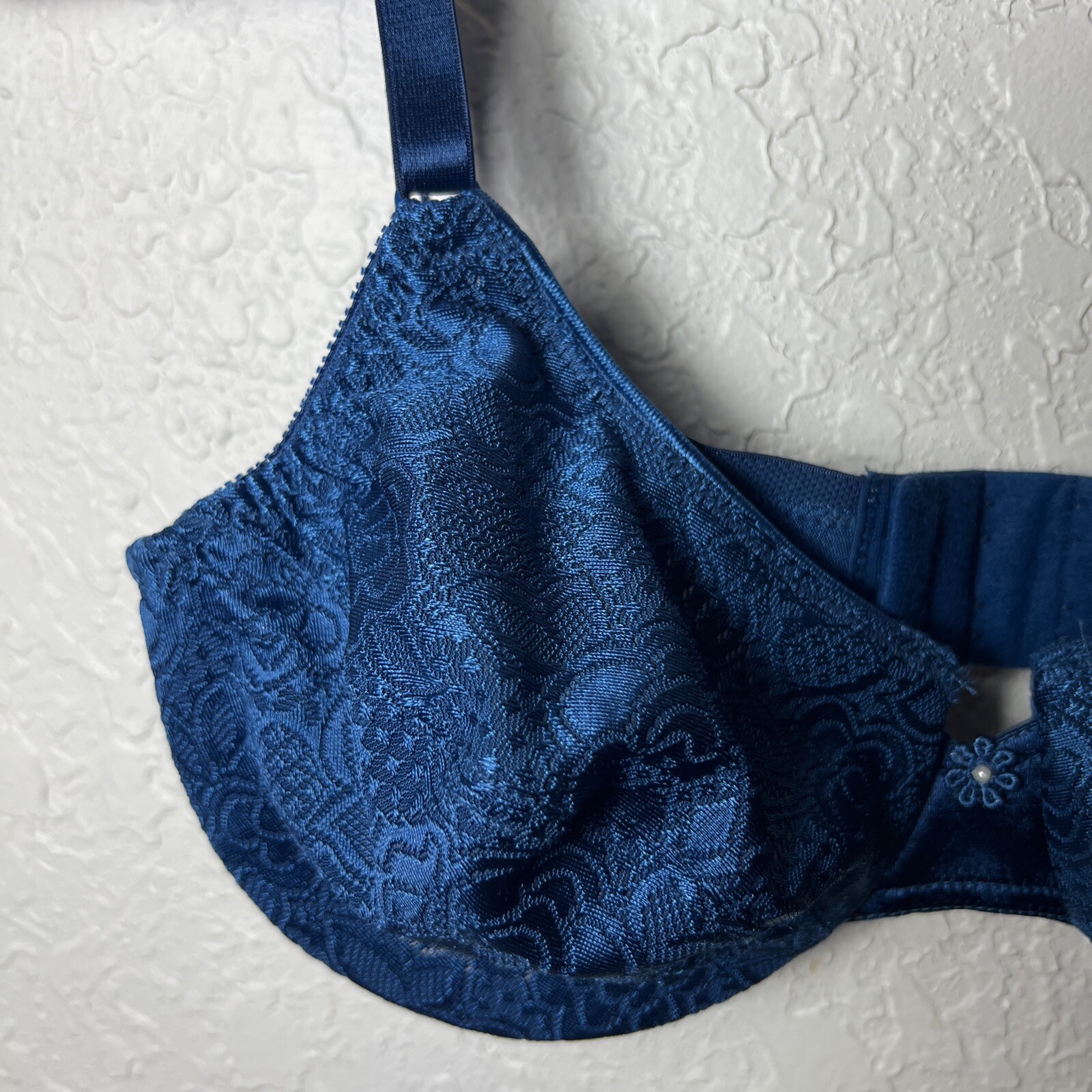NWT Vintage Vanity Fair Underwire Bra Newport Blue Stretch Satin Size 34C – USA