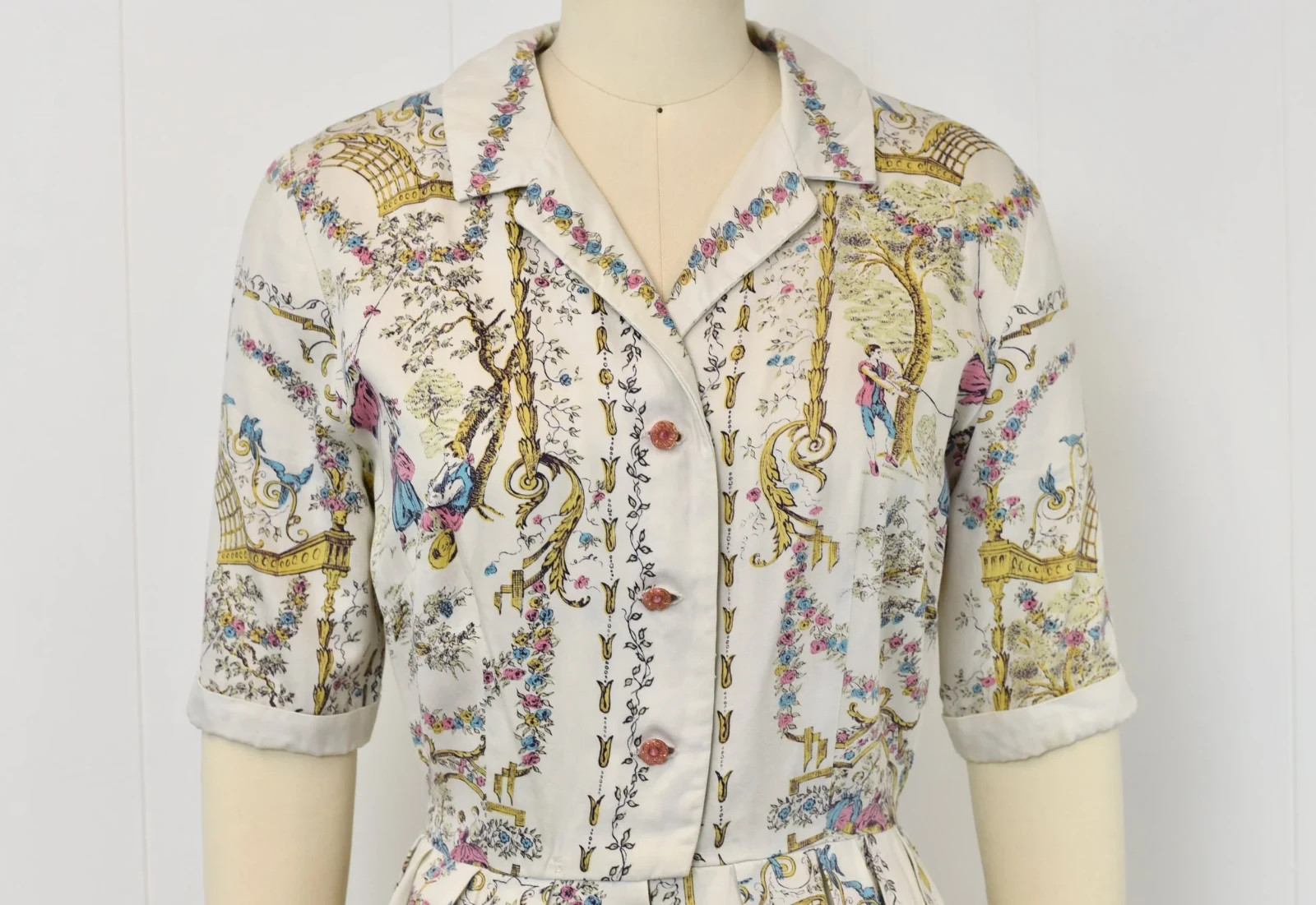 Vintage 1950s Rococo French Provincial Novelty Print Cotton Shirt Dress