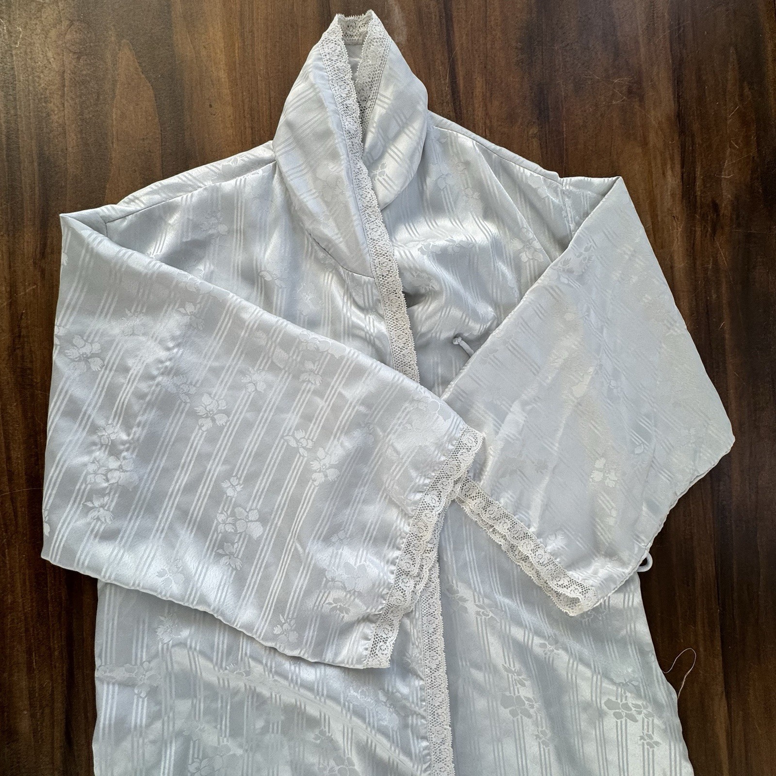 Vtg Christian Dior Night Robe Womens 34 Inch Light Gray Striped Lingerie Lounge