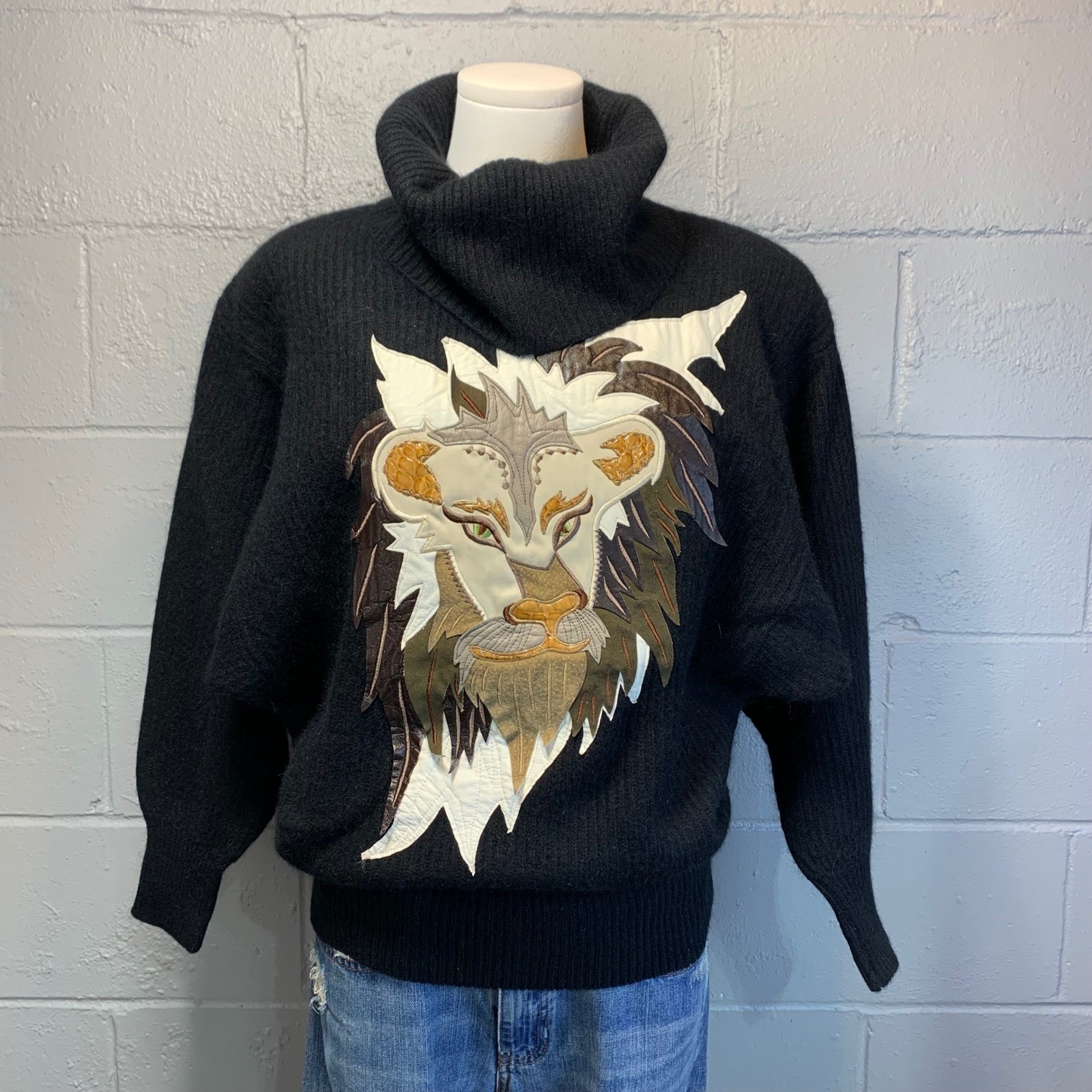 Vintage 80’s Lambswool Angora Batwing Black Sweater Leather Lion Appliqué Small