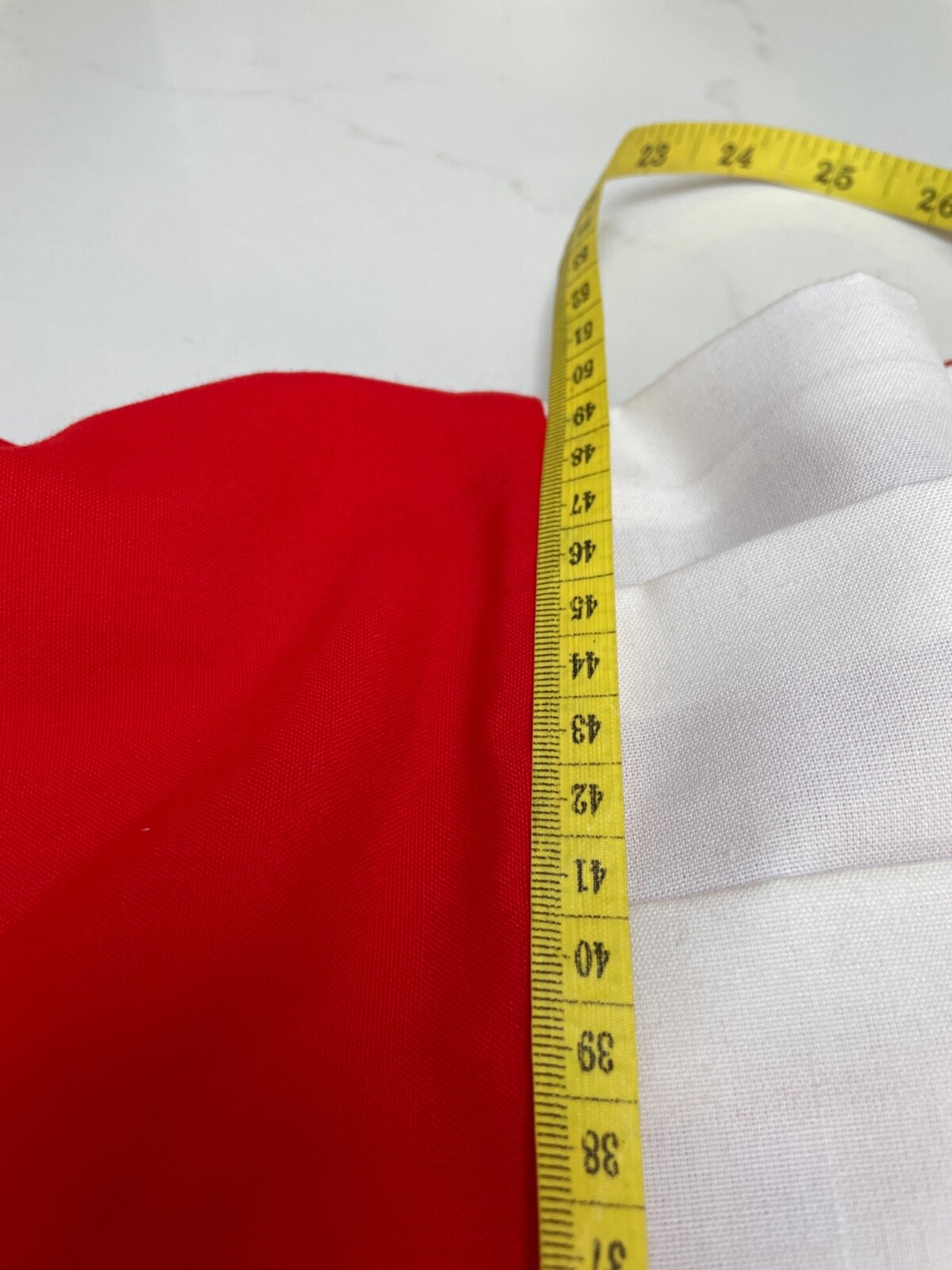 „Changing Scene” Vintage Red & White Belted 1980s Dress S12 With Pleated Skirt