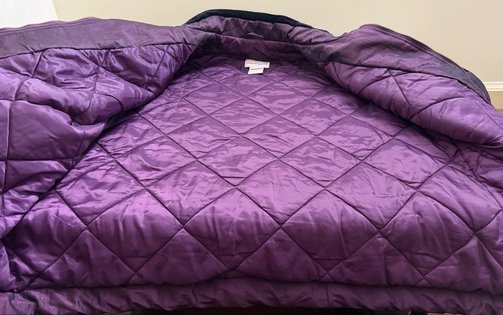 Vintage 80s Roaman’s Purple Black Velvet Oversize Fit Bomber Jacket Coat 1X-2X-3