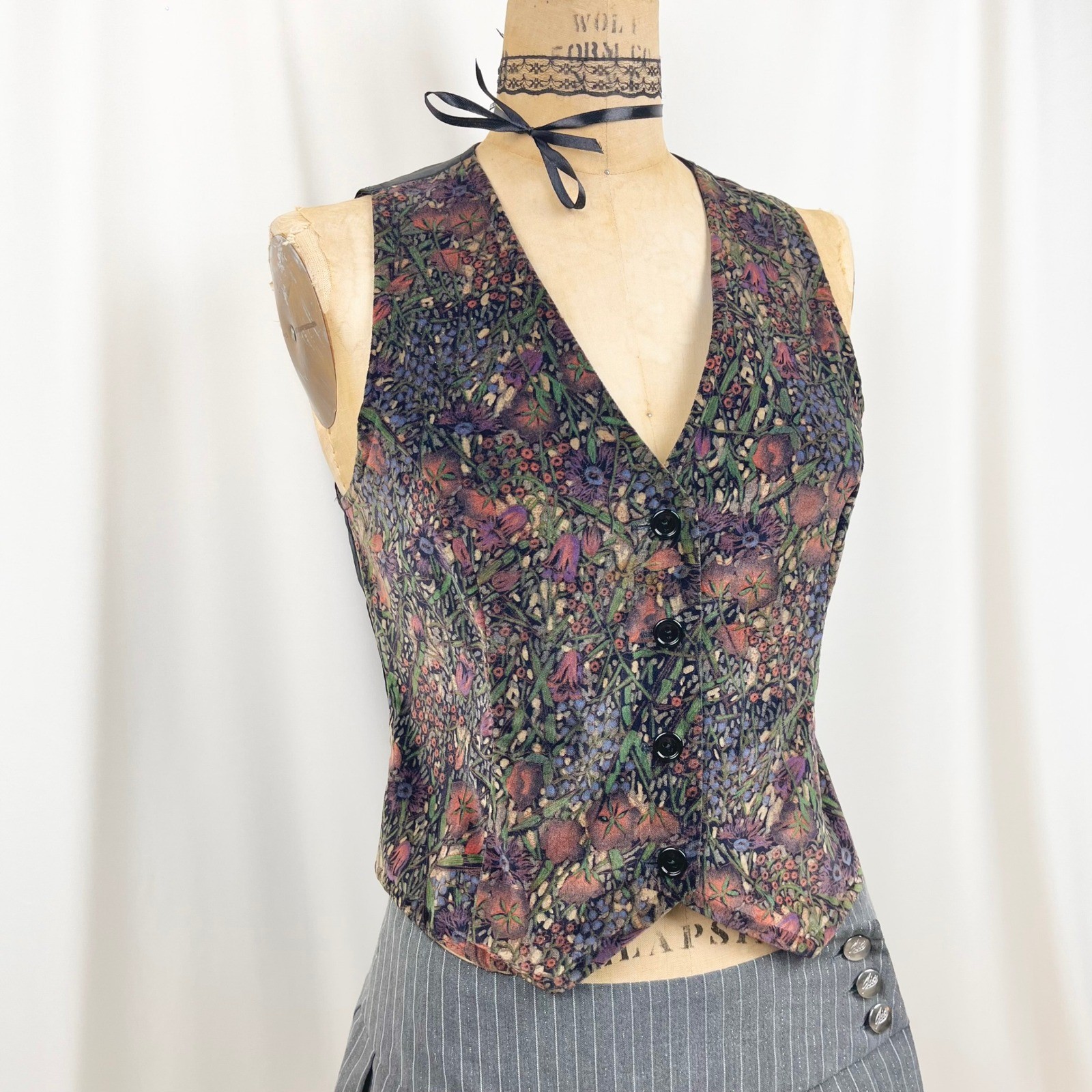 Vintage ILGWU Union Made Velvet Vest Floral Button Down 1970’s Retro Boho Size S