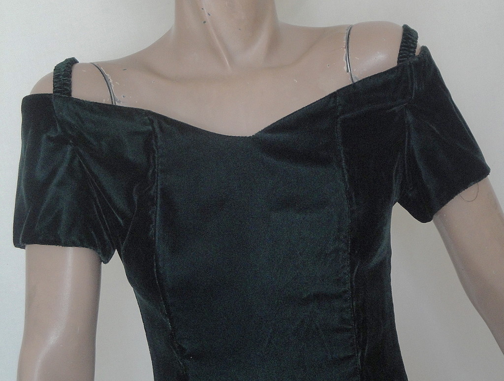 Vintage Green Velvet Off the Shoulder Cocktail Dress By Choice Size 5