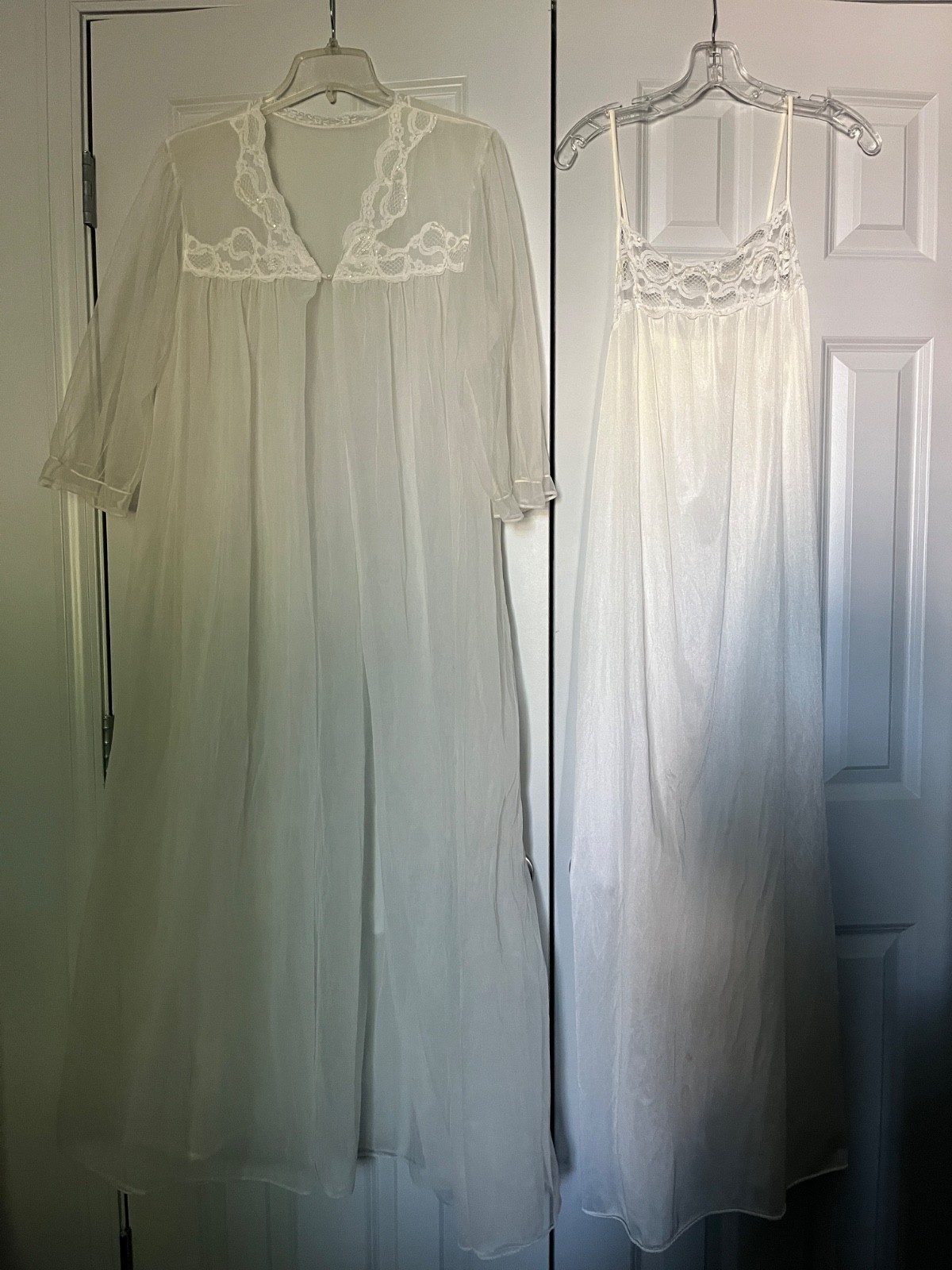 Vtg Suzy Star Boutique WHITE With Sequin Nylon PEIGNOIR Robe/Nightgown Set Large