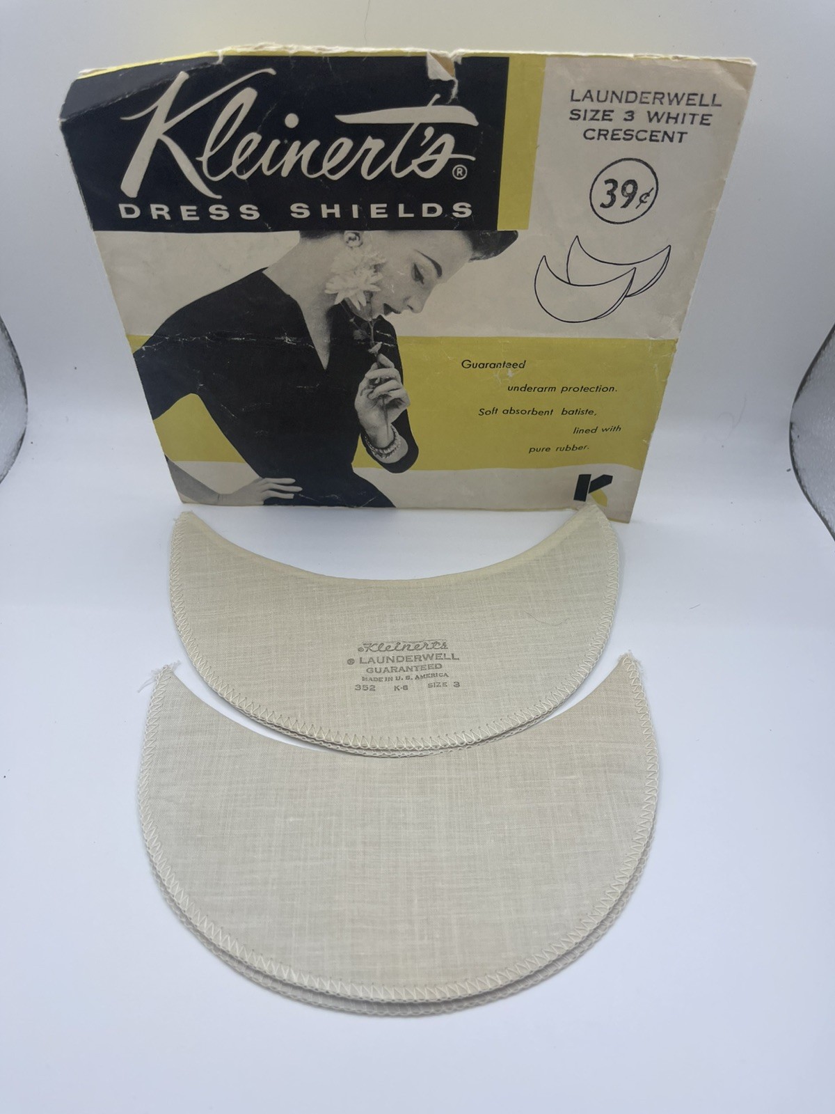 Vintage Kleinert’s Dress Shields Size 3 White Crescent Shaped New Open Package