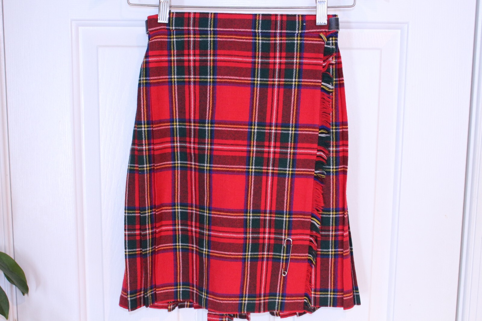 Vintage Women’s Acrilan Monsanto Tartan Plaid Skirt Waist 27″ – Exc Cond