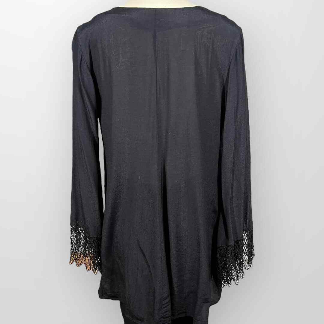 Vintage Celia Tejada Blouse (L) Bell Sleeves Crochet Lace Cuffs USA Rayon Black