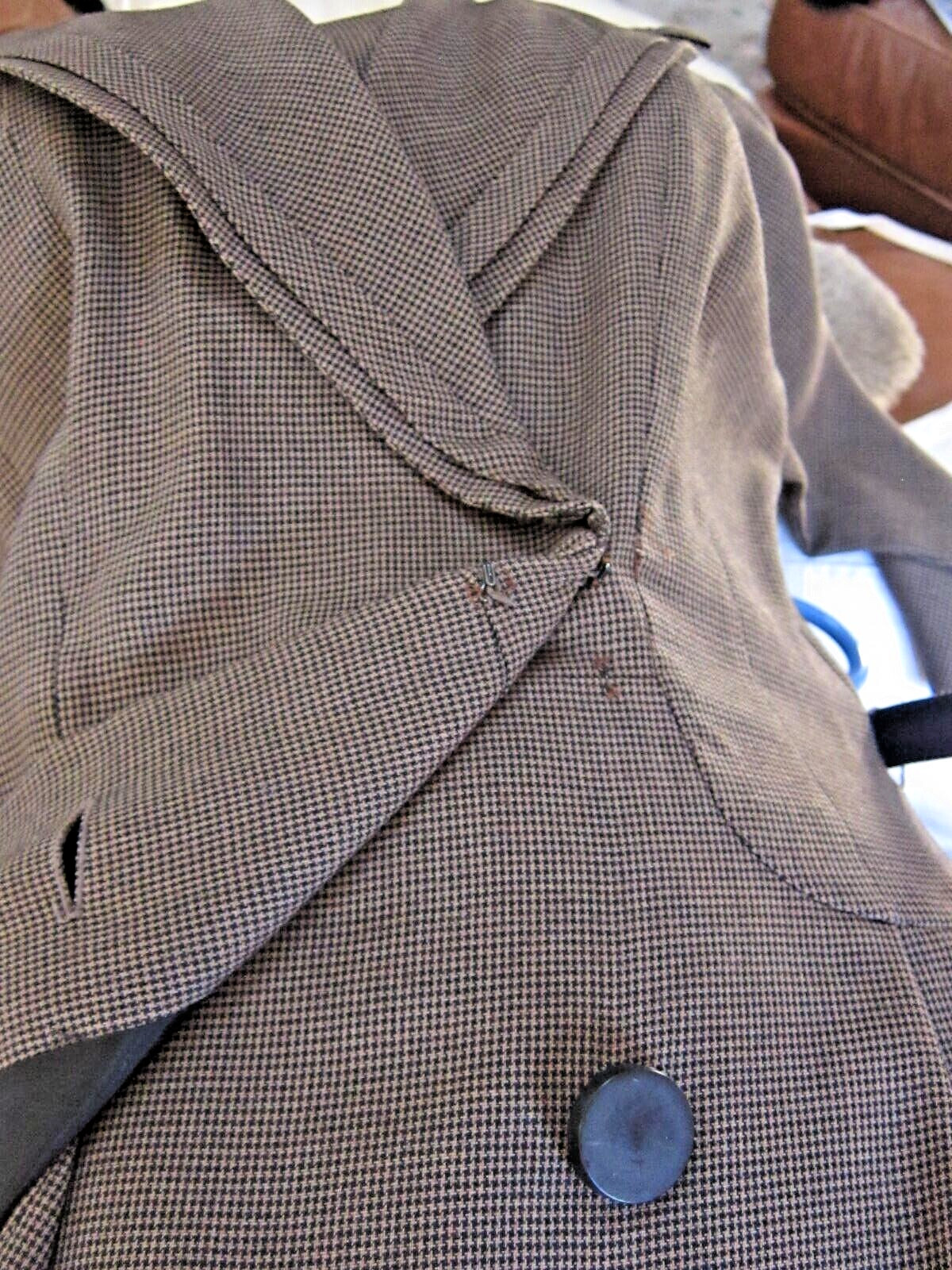 Stunning VTG 1950’s R & K Originals Tan Wrap Dress Large Collar 1/2 Sleeve Sz Sm