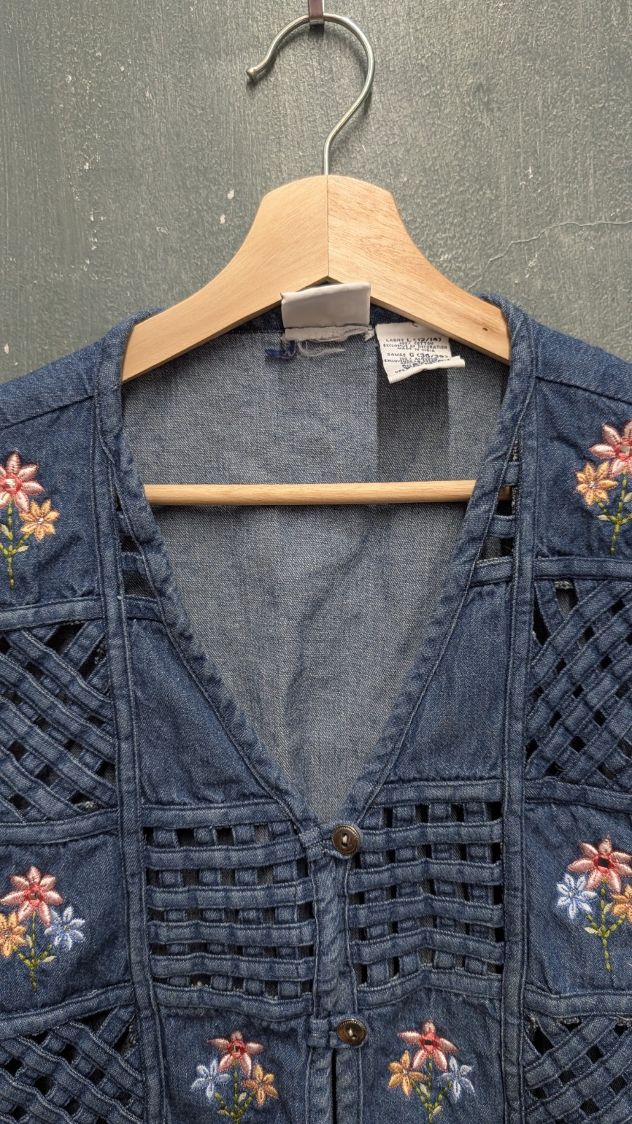 Vintage Bobbie Brooks Basket Weave Floral Embroidered Denim Vest Size Large