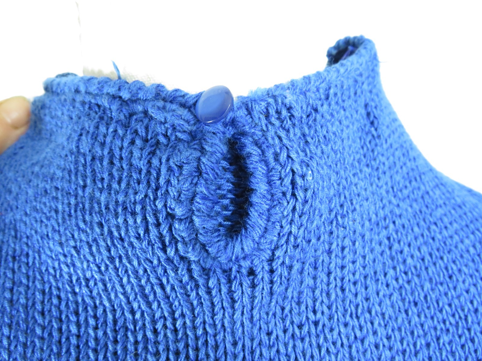 Authentic Vintage Clarissa Bellini Angora‑Blend Blue Knit Sweater w/White Floral