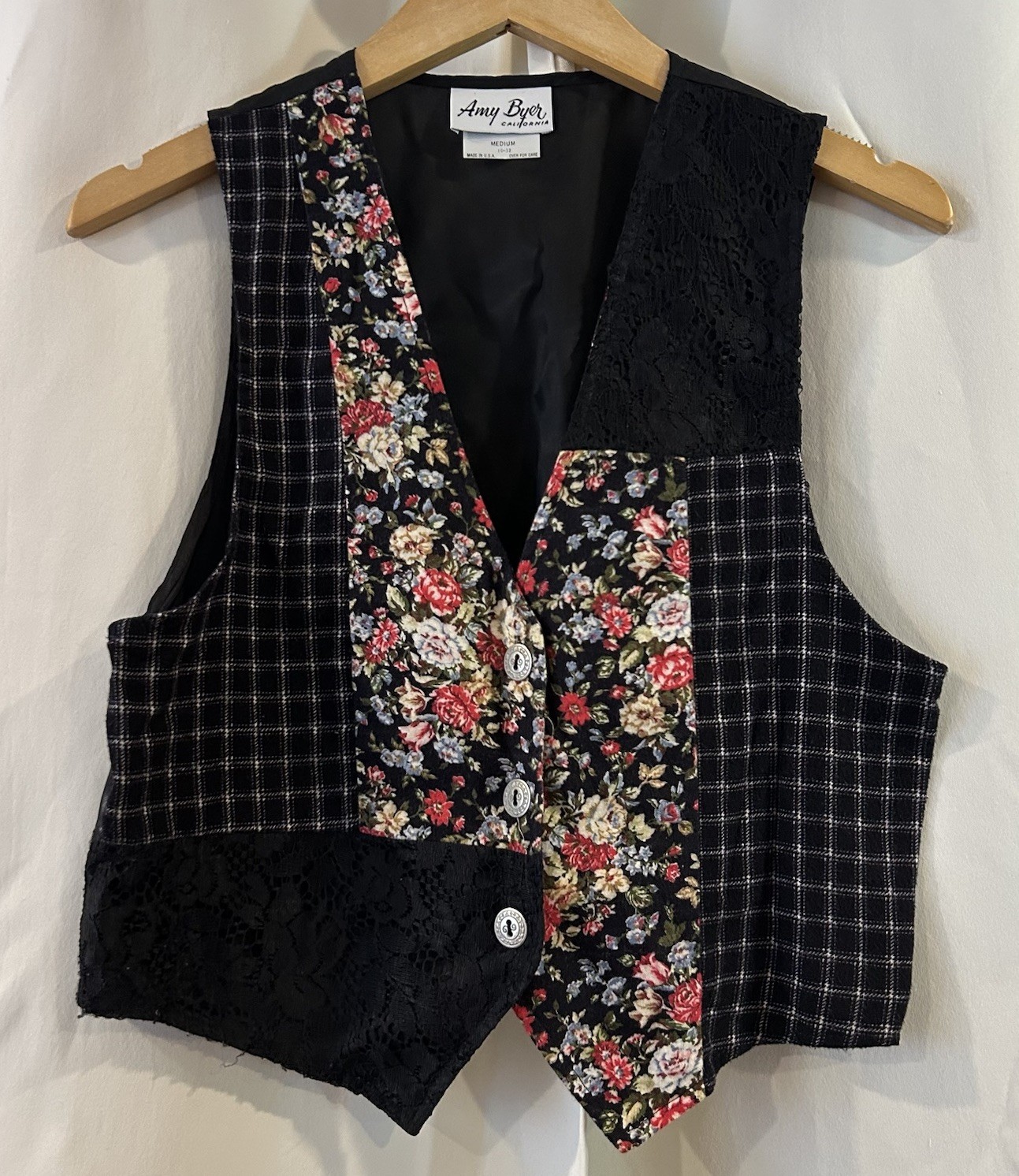 Vintage Amy Byer Floral Patchwork Vest Size Medium USA