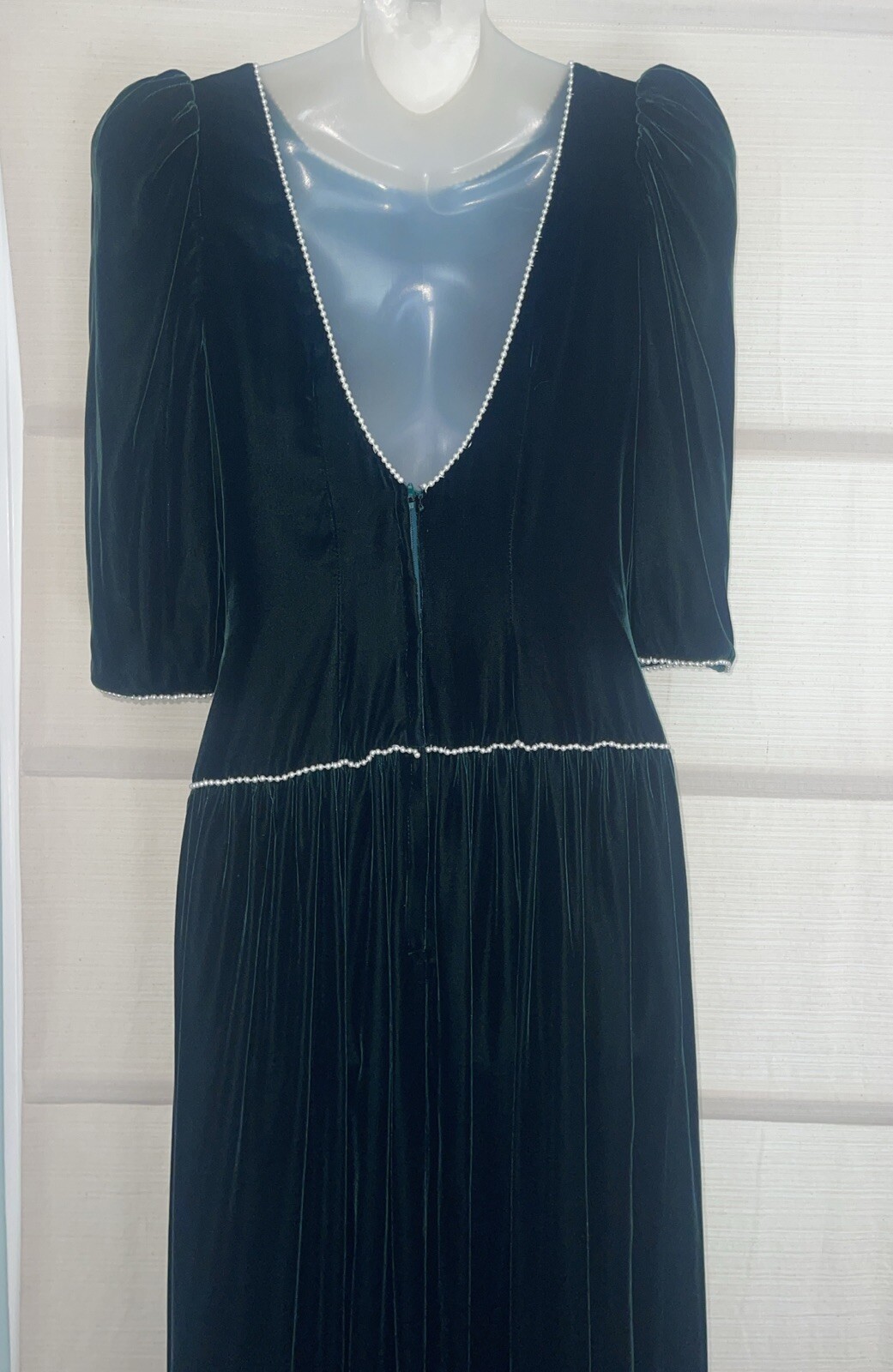 VTG Victorian Hunter Green Velvet Maxi Dress Custom Made For Wedding~Pearls~XS