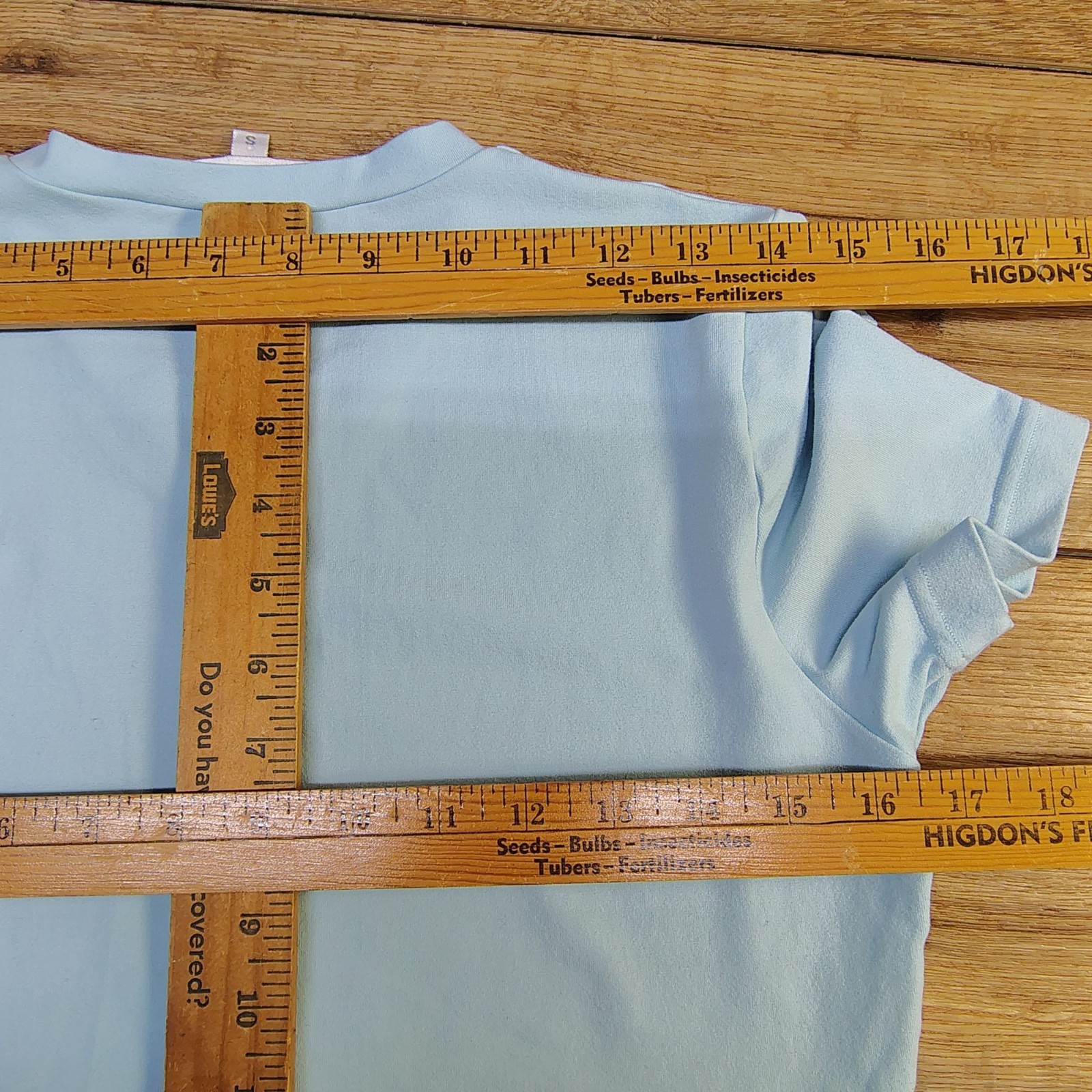 Ballinger Gold Supplex Lycra V-Neck Tee USA 90s Baby Blue Small