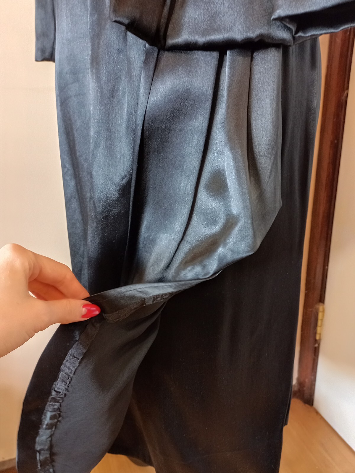 Vintage 1940s Glossy Black Satin Charmeuse Femme Fatale Film Noir Dress XS