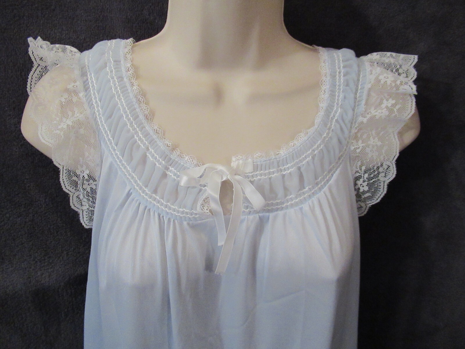 Vintage Spotlight Light Blue Nylon Shimmer Ruched Lace Trim Sleeveless Nighty L