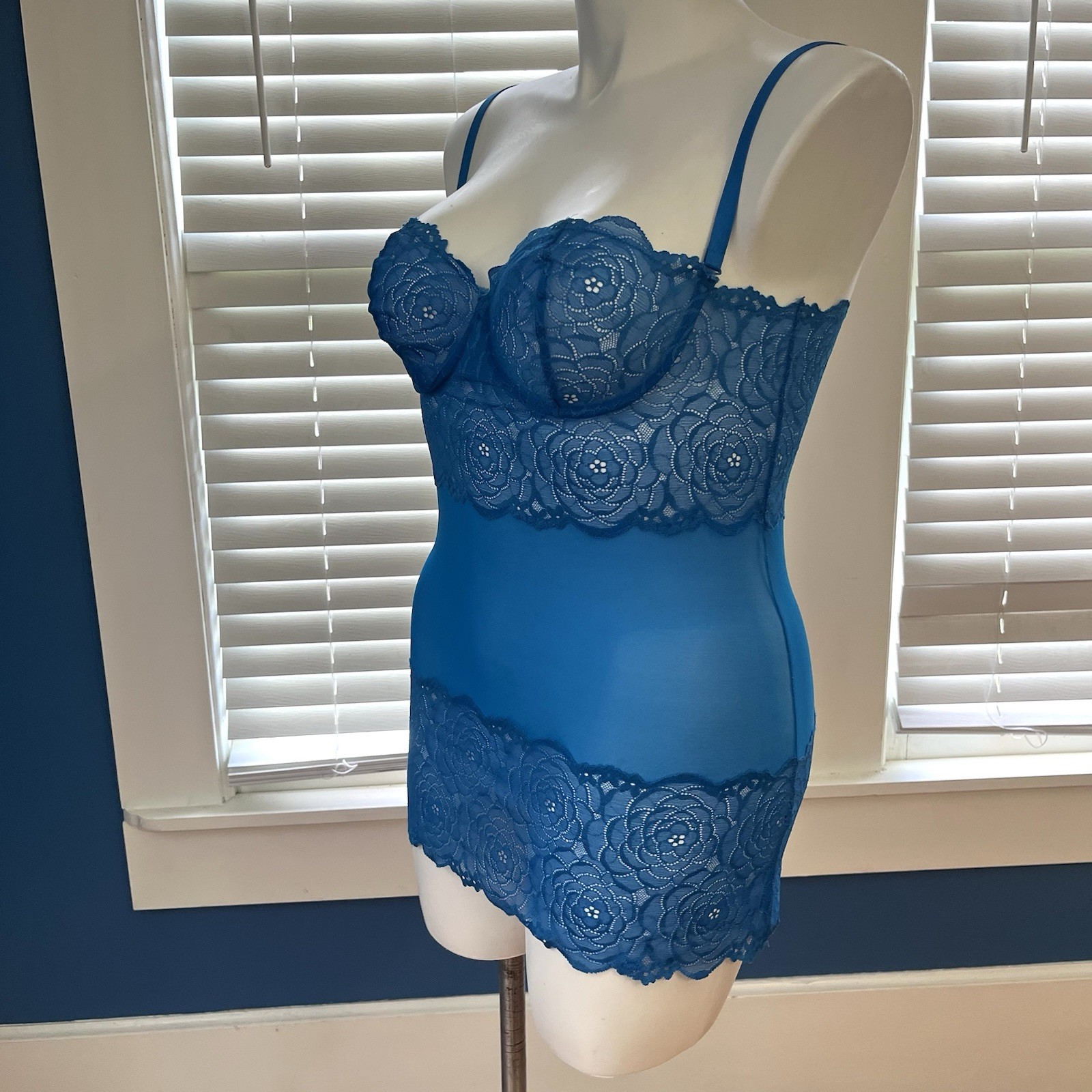 VTG 90s FREDERICK’S OF HOLLYWOOD Teal Blue Underwire Stretch Lace Nightie SZ XL