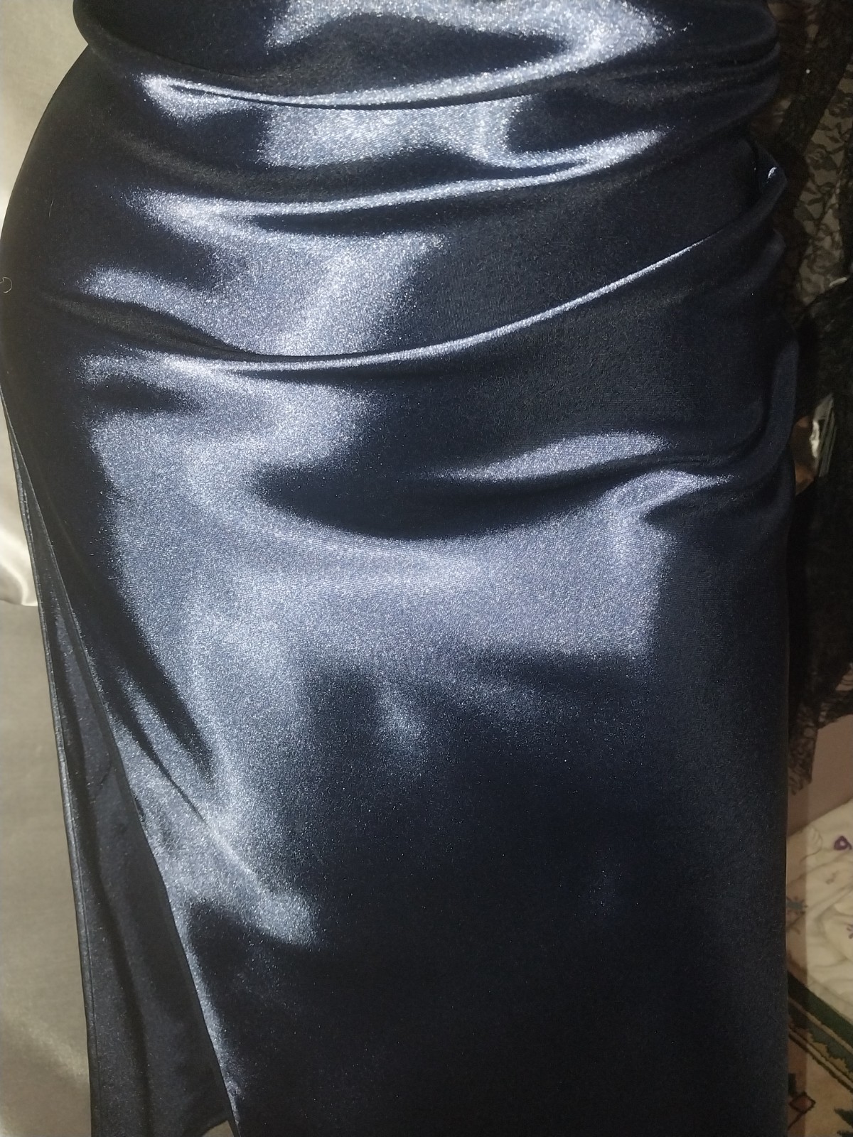 VTG SATIN SHINY LIQUID SLIT COWL DRAPE CASCADE NECK NEGLIGEE NIGHTGOWN NEW S