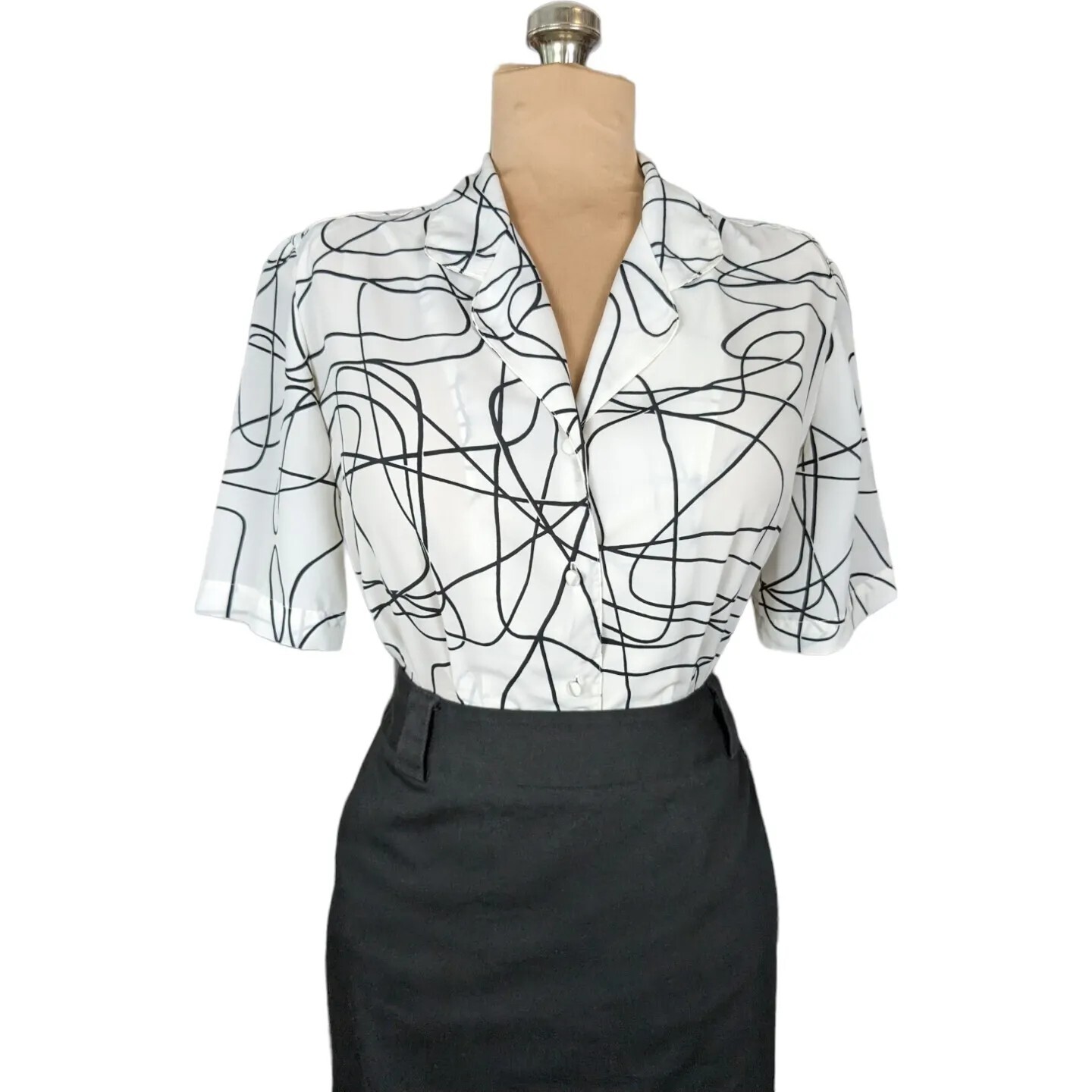 Vtg 80s M/L Lloyd Williams Black White Abstract Blouse Art to Wear New Wave Work