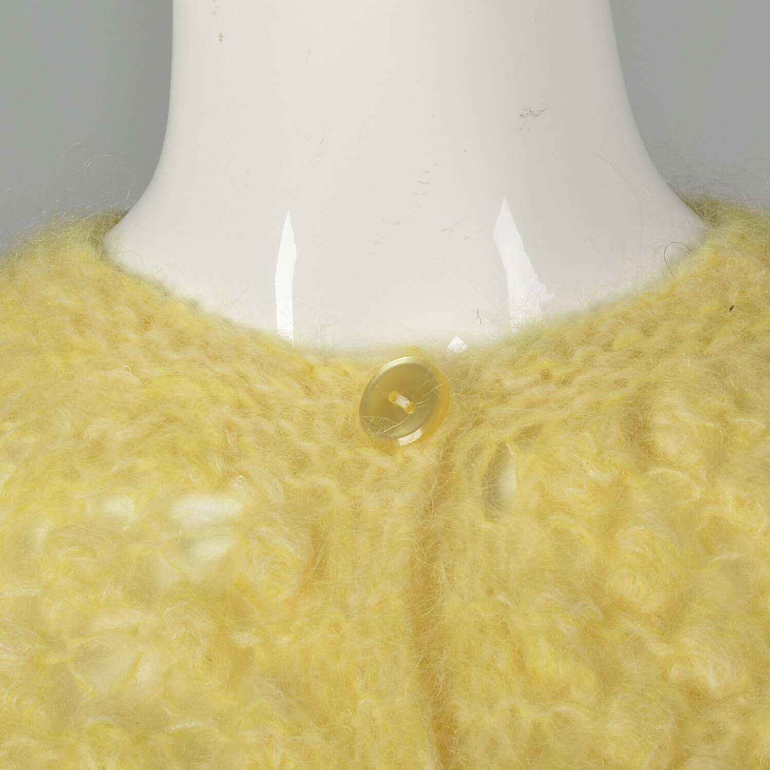 Large 1960s Sweater Yellow Hand Knit In Italy Cardigan Puff Stitch VTG 60s