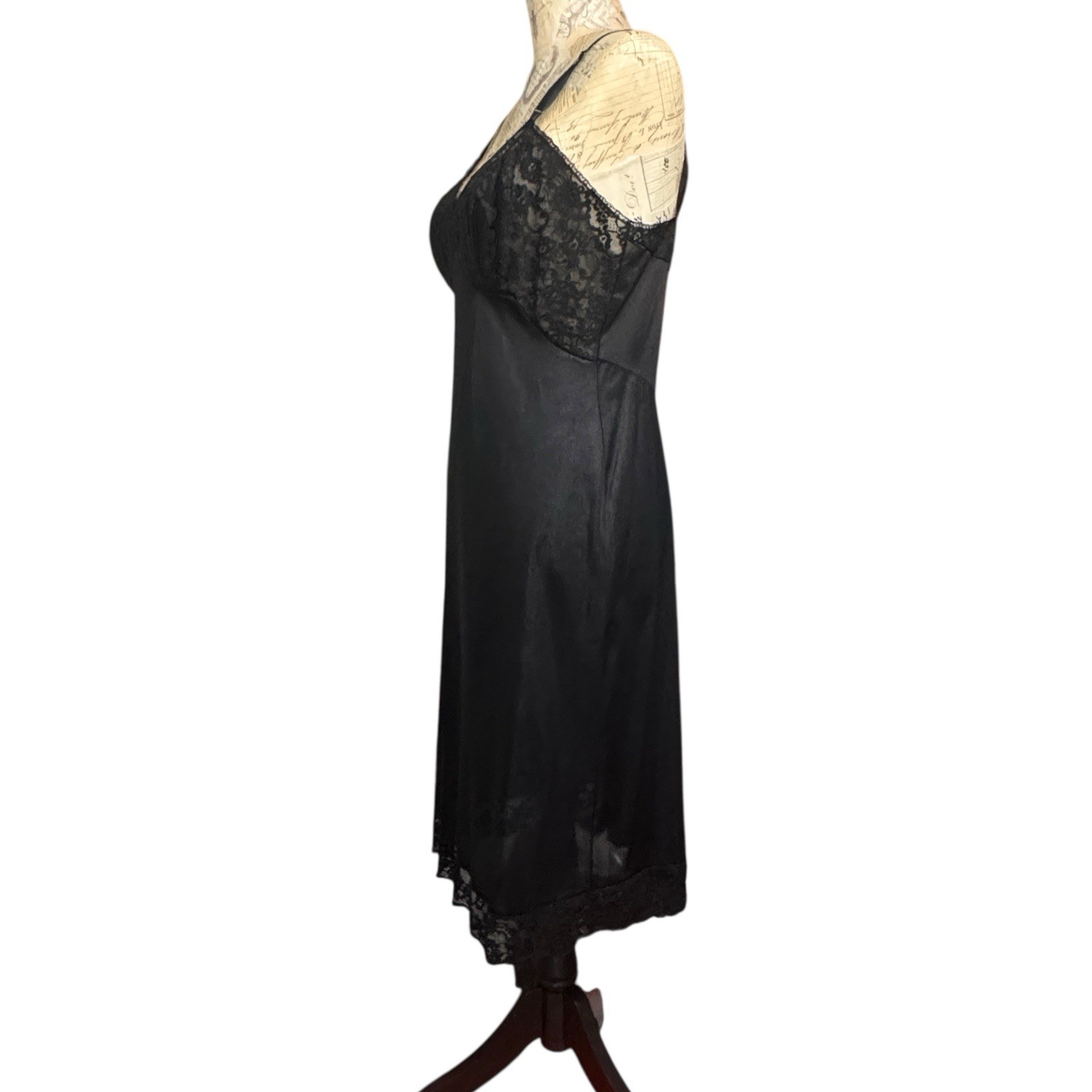 VTG 1960s Vanity Fair Slip Womens 34T Black Nylon Lace Lingerie Sissy Boudoir
