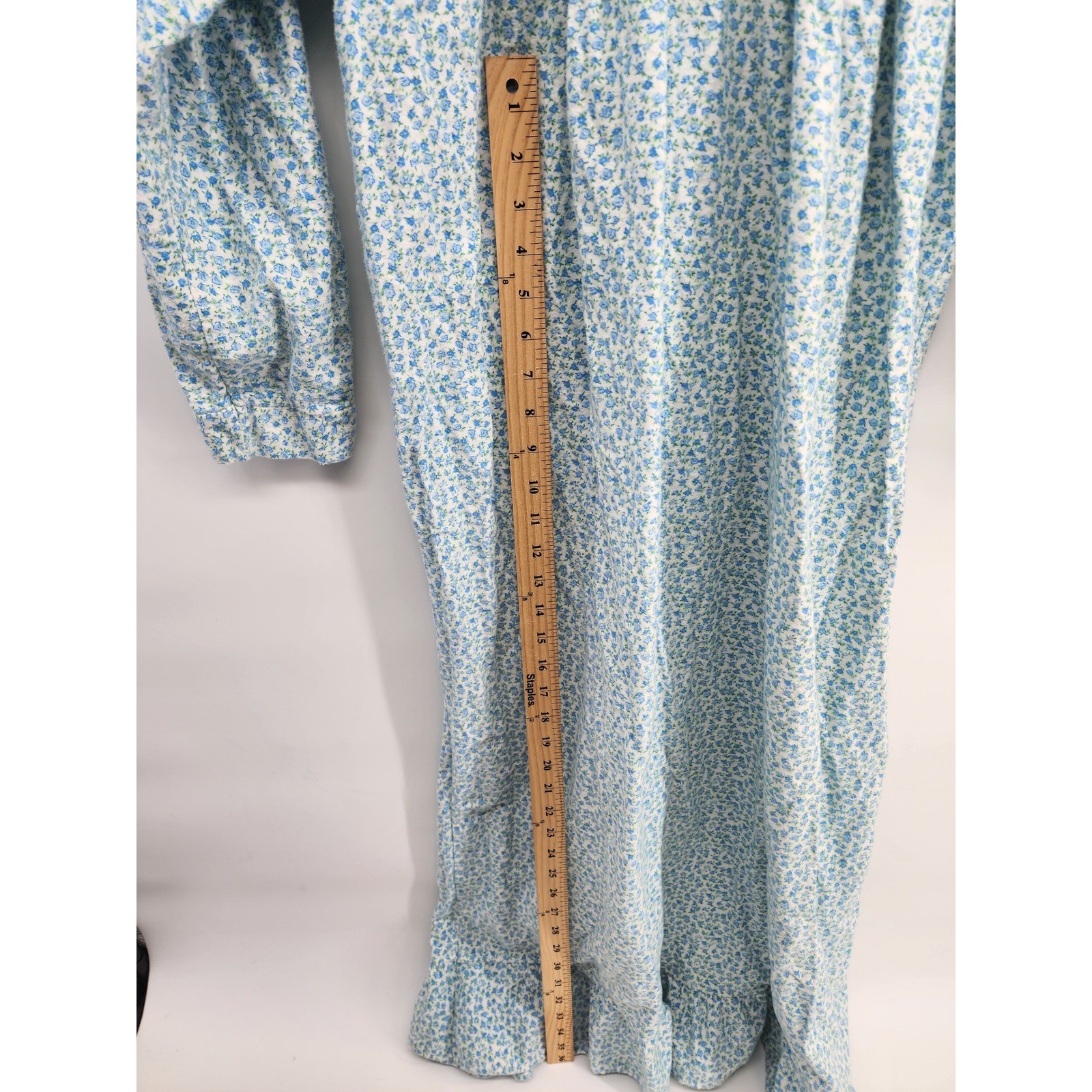 Lady Lindsay Vintage Floral Nightgown Blue Cotton Long Sleeve Ruffle Hem Medium