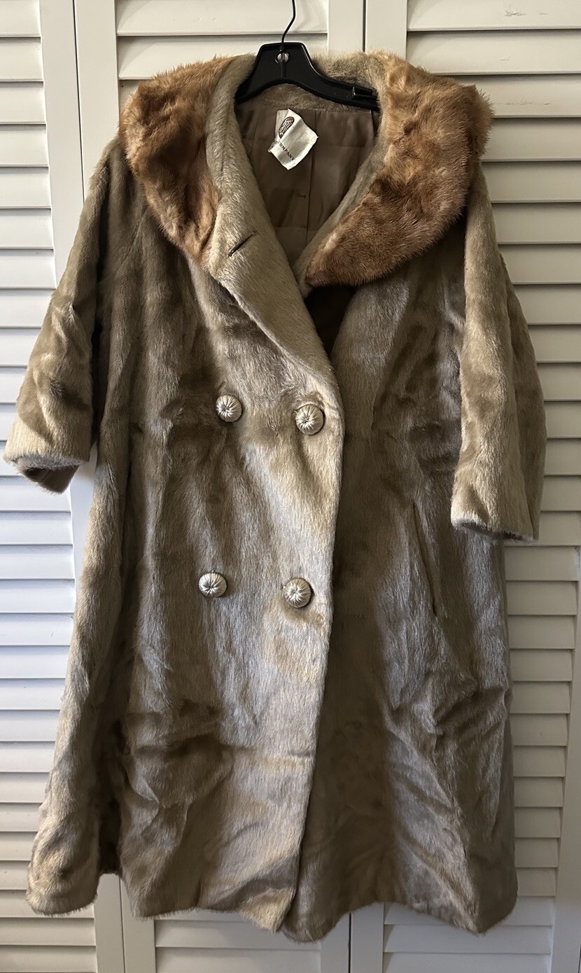 Vintage 1950s J.L Hudson Company Faux Fur Lined Swing Coat Retro