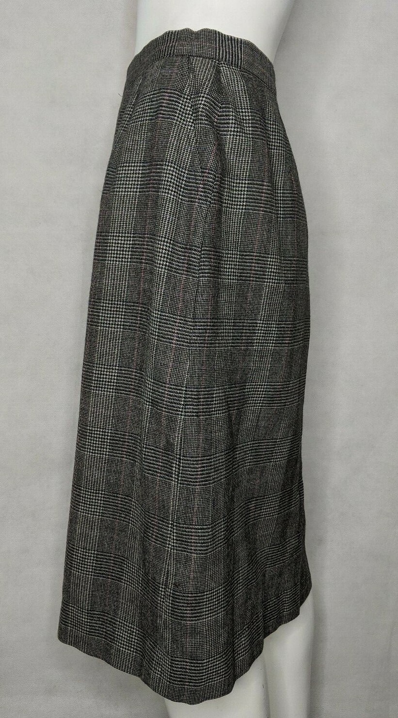 Plaid Vintage Skirt Pattern Jos. A Bank Below Knee Pockets Black White 10