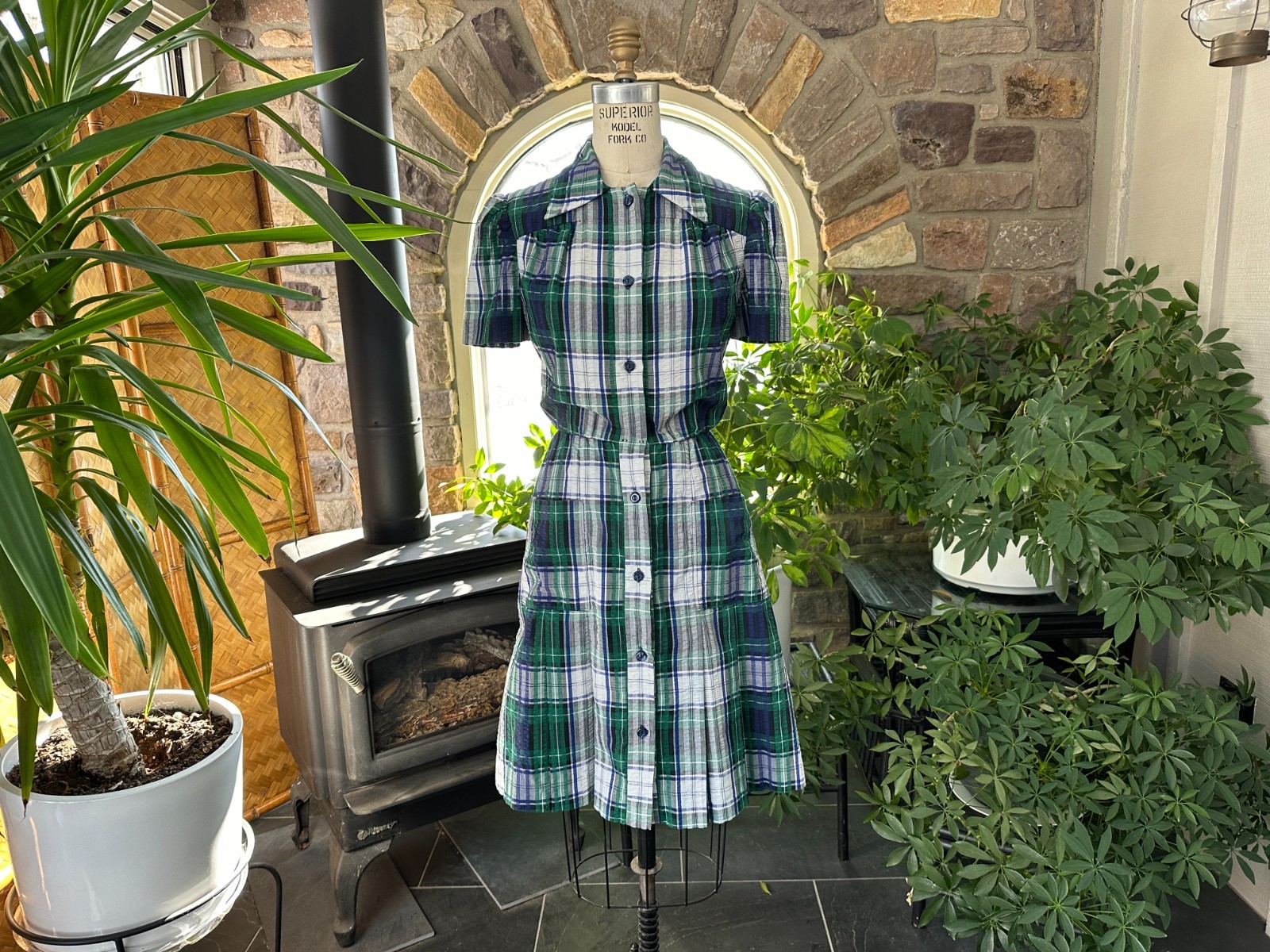 Vintage 1970s Button Front Navy Blue Green White Plaid Seersucker Dress