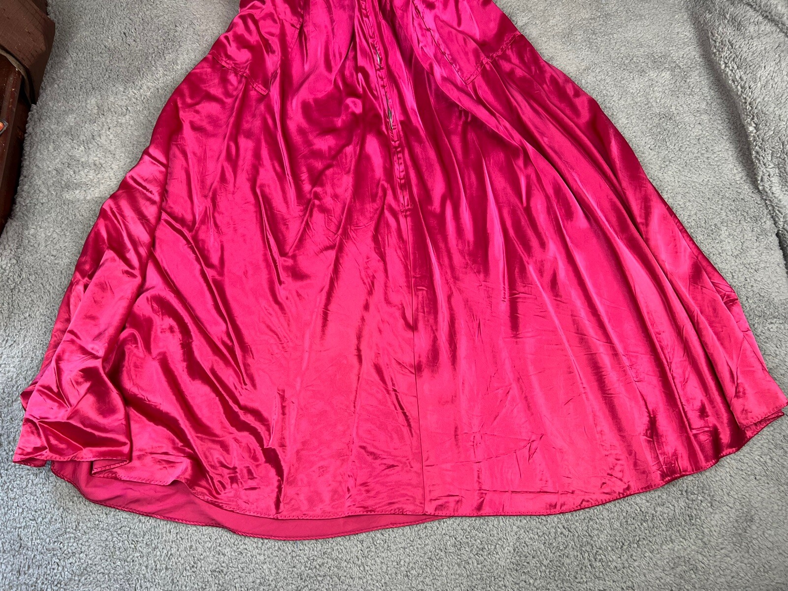 Vintage 1940s Maxan Bridal Negligee Housecoat Robe Barbiecore Hot Pink Regal