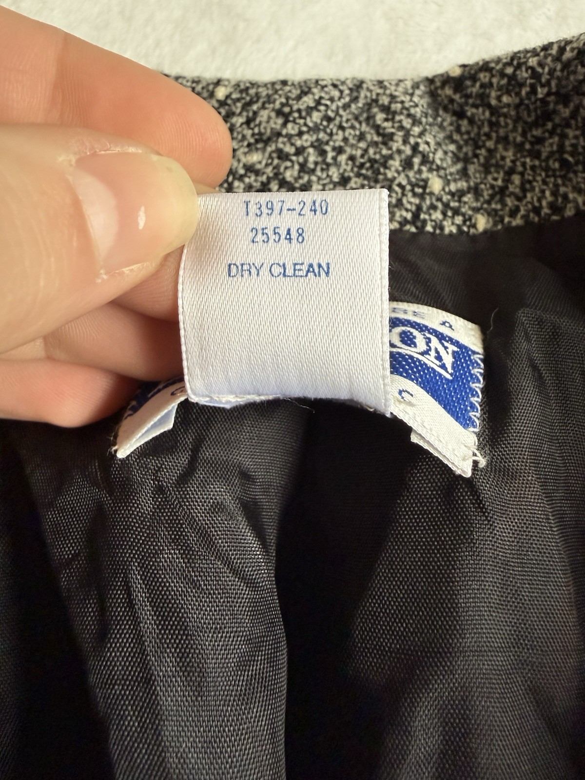 Vintage Pendleton Black & White Wool Blend Made In USA Size 16