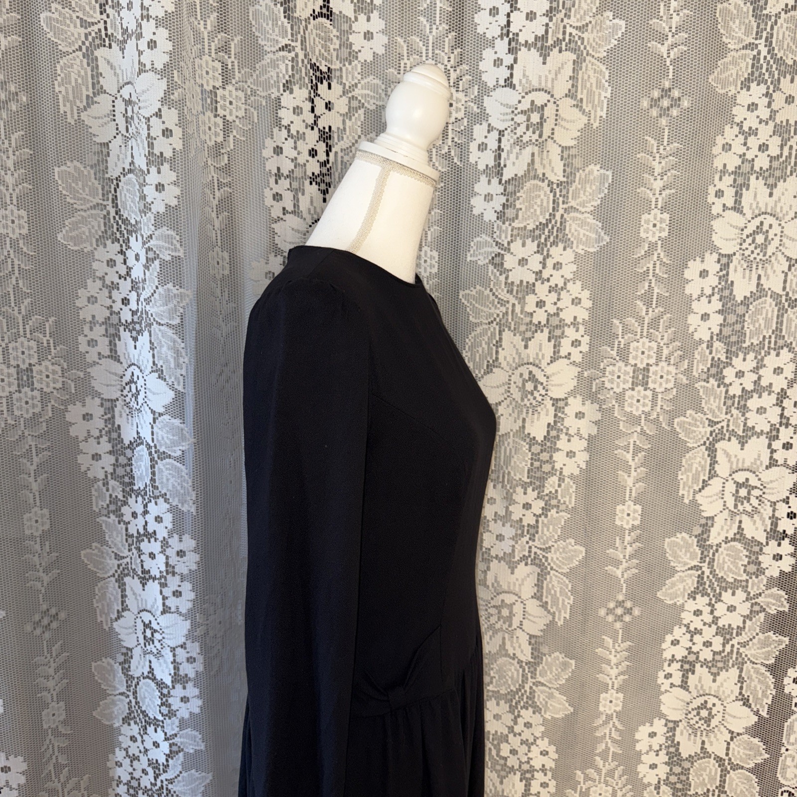 Vintage Lanz Originals Woman’s Opaque Rayon Little Black Dress Size 8 34 Bust