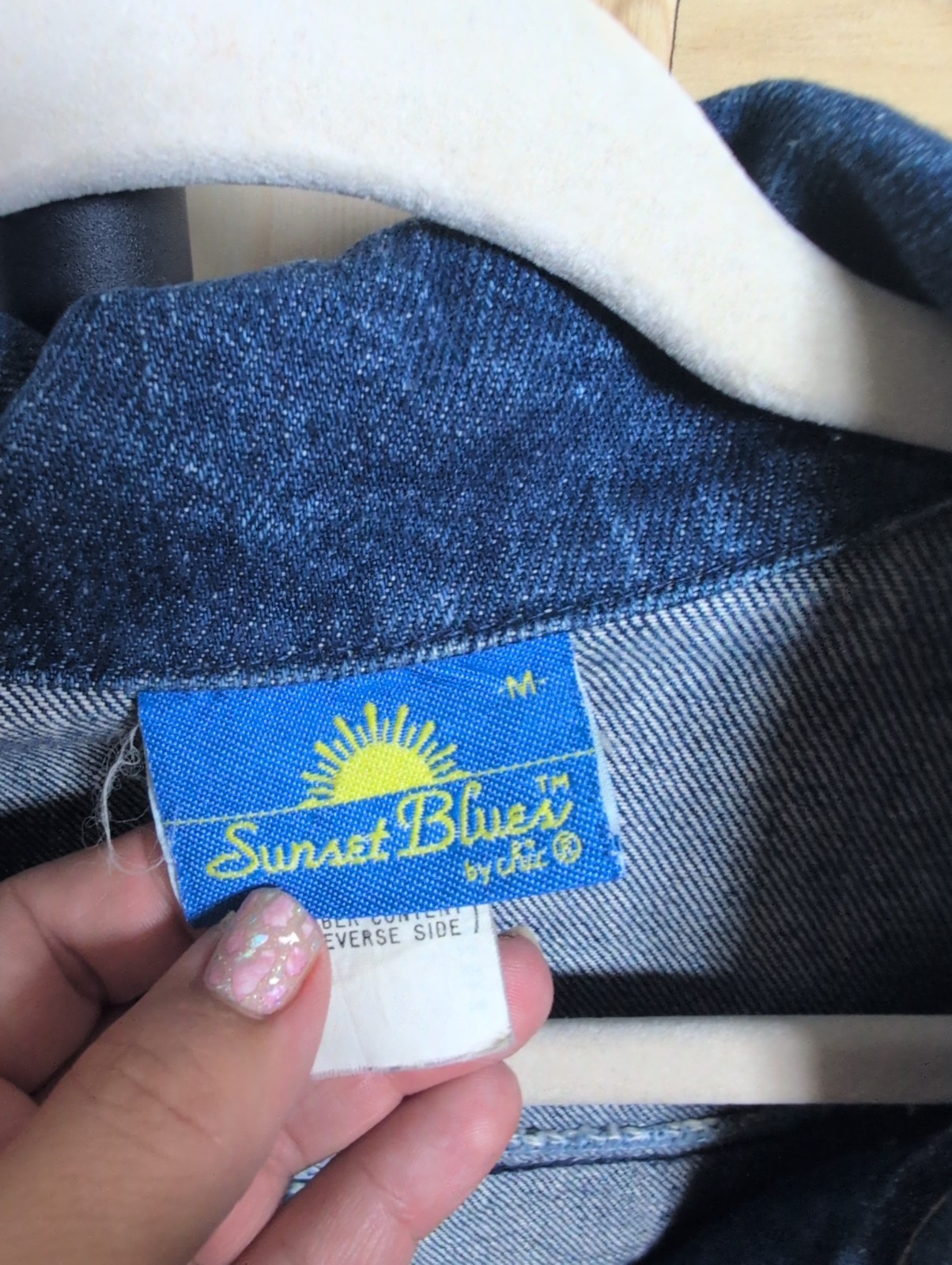 Vintage Women’s Blue jean jacket Sunset Blues made by Chic S Medium