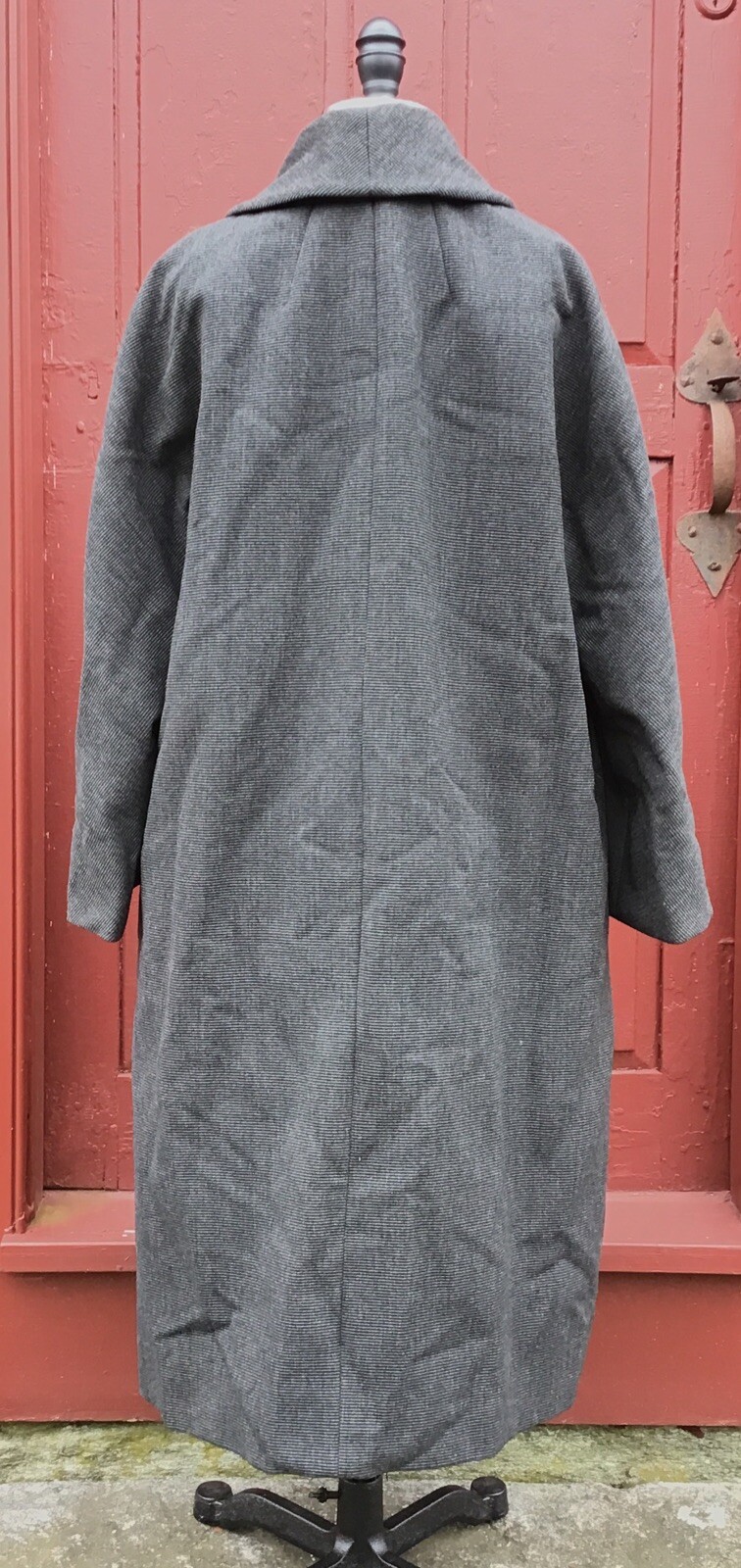 ANTIQUE 1930’S WOMAN’S WOOL SERGE TWILL SWAG COAT SATIN LINED IMMACULATE COND