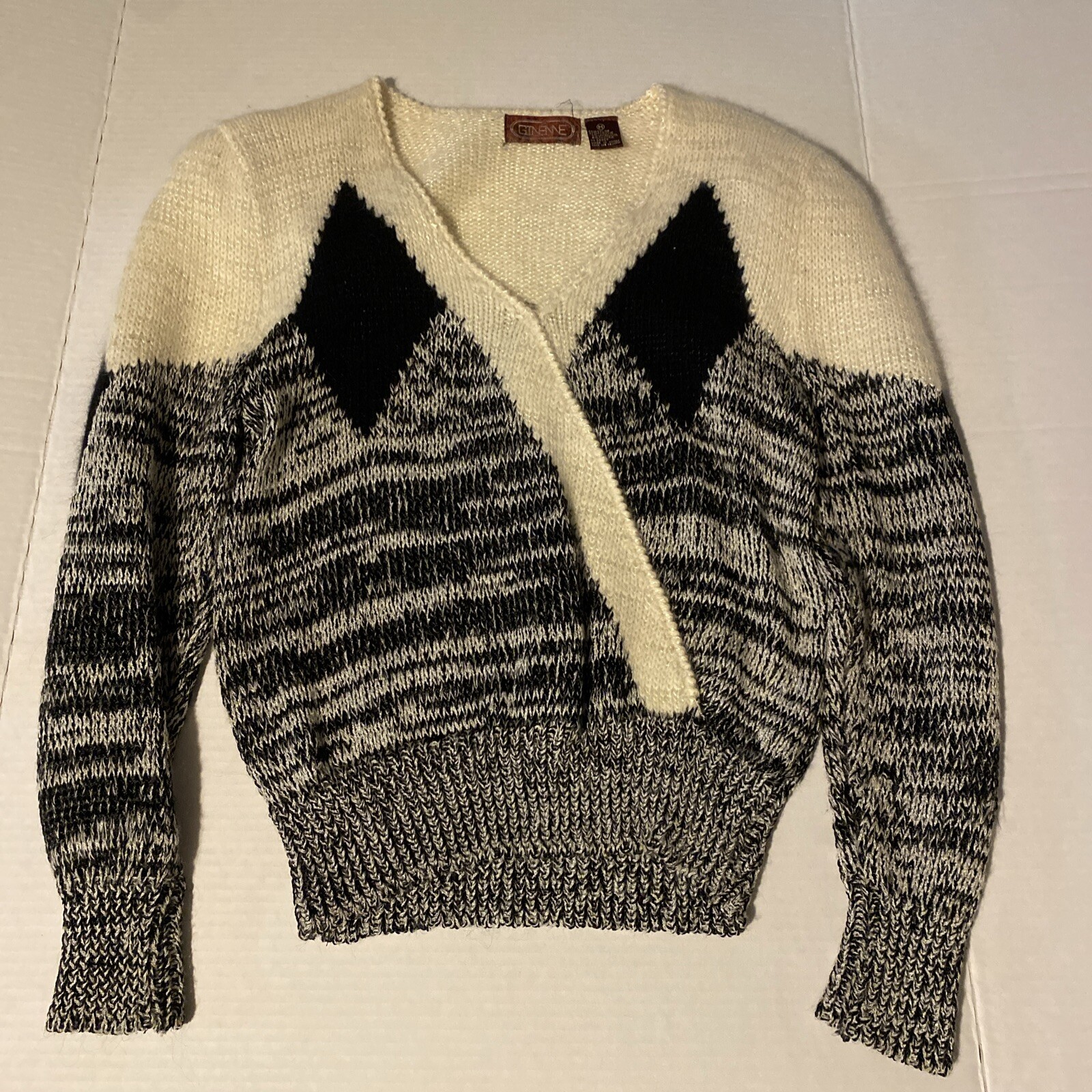 Vintage 80s Ginenne Sweater Medium Women Black White Lambswool Angora Geometric