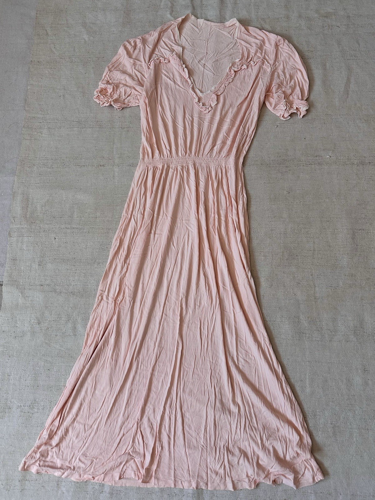 1940s Vintage Pink Rayon Shirred Maxi Slip Dress Womens Small