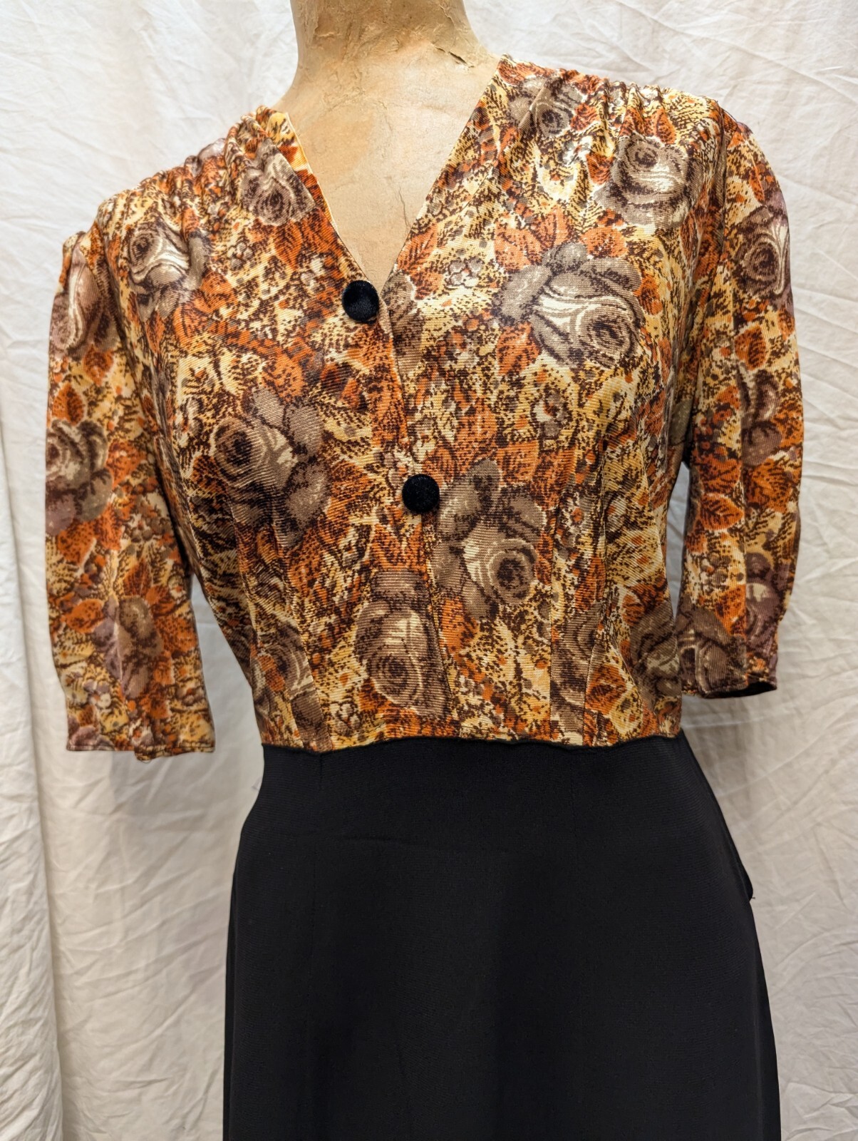 Vintage 1950’s Brown Orange Tan Jersey & Black Rayon Dress Size Medium