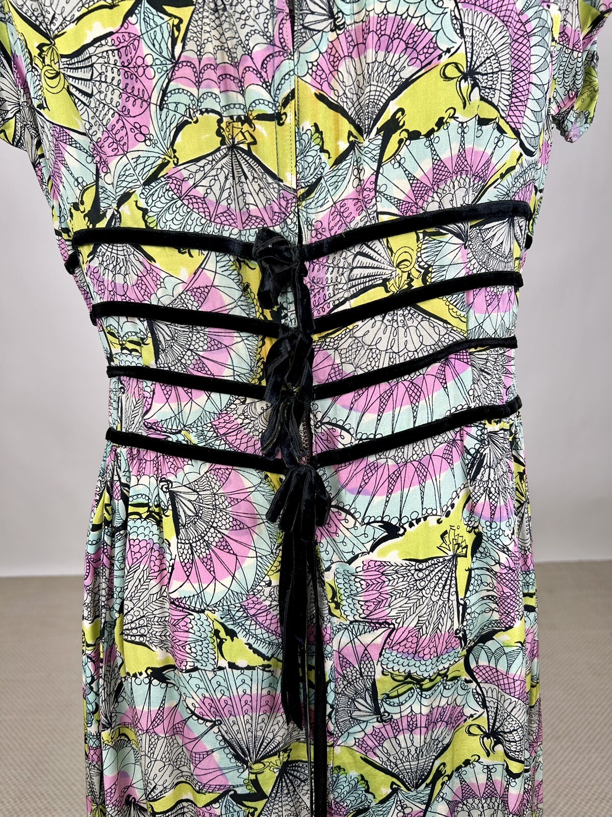 Vintage 1940s Silk Novelty Fan Print Dress Blue Pink Green Black Velvet Ribbons