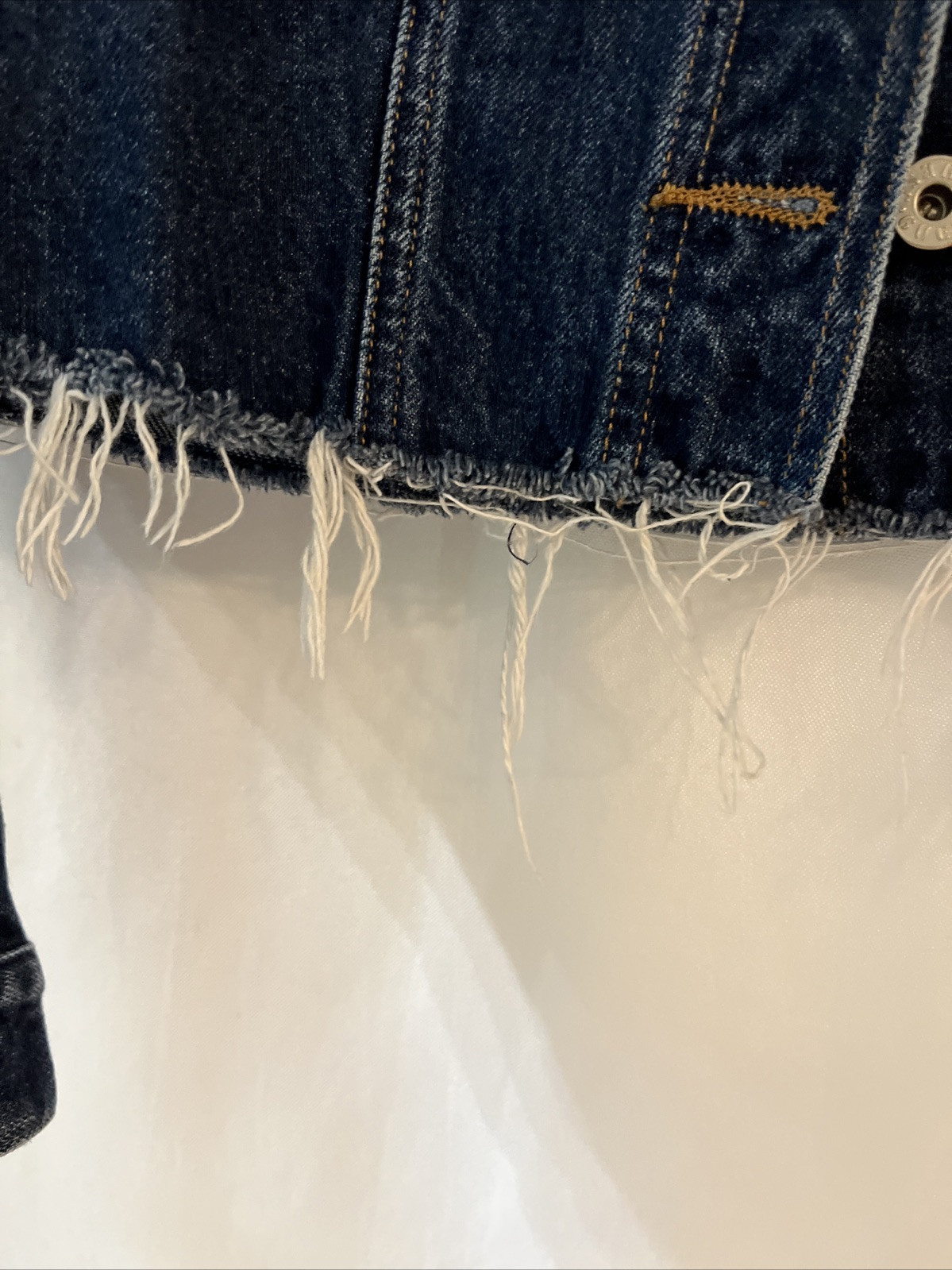 Vintage GUESS Blue Jean Jacket Crop Dark Wash Medium Fringe Button Up