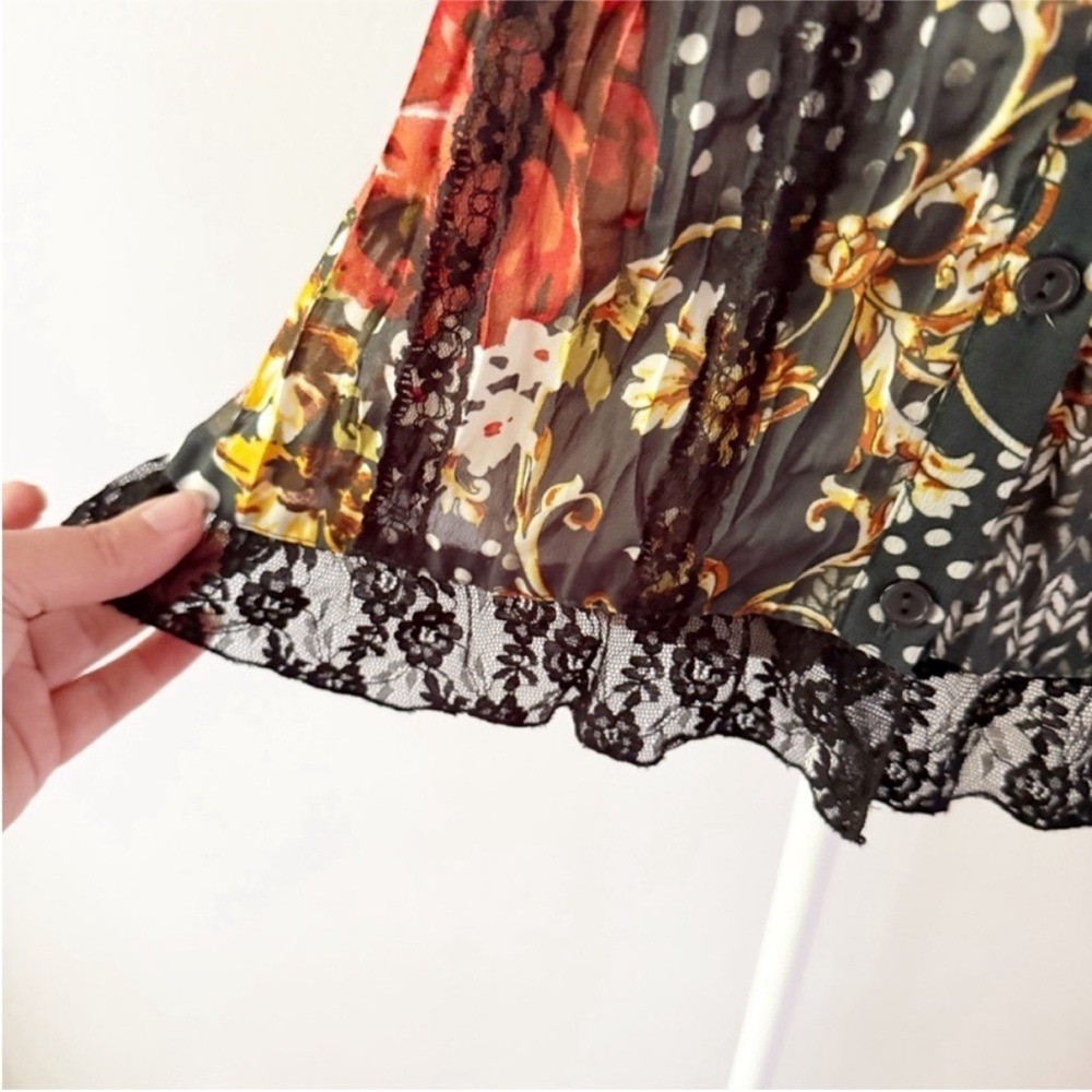 Vintage Women Y2K Floral Lace Bell Button Down Top Small Fairy Grunge Dark Boho