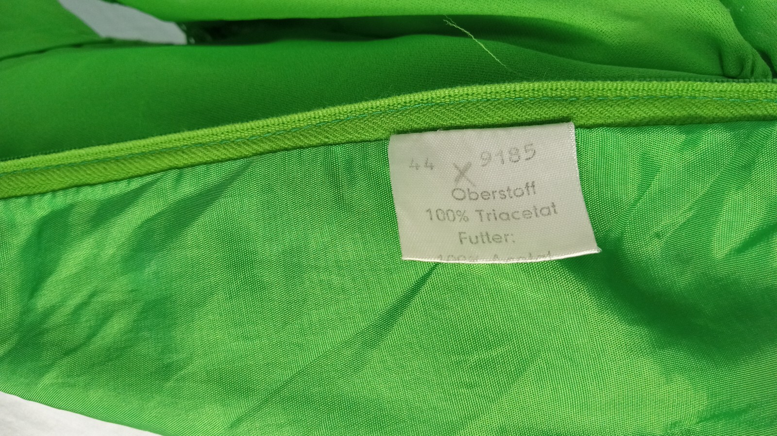 German Vintage 1970’s Women’s Green Evening Soiree Long Tall Dress 12