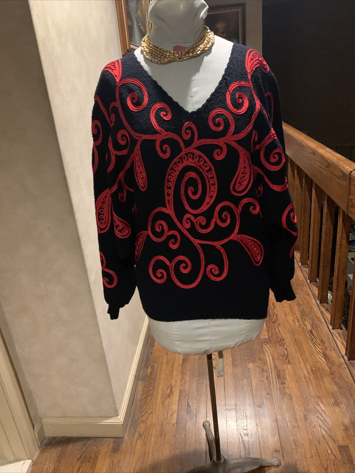 VINTAGE AMAZING DESIGN PETER LYNNE NEW YORK BLACK WOOL RED RIBBON SWEATER SZ.4/L