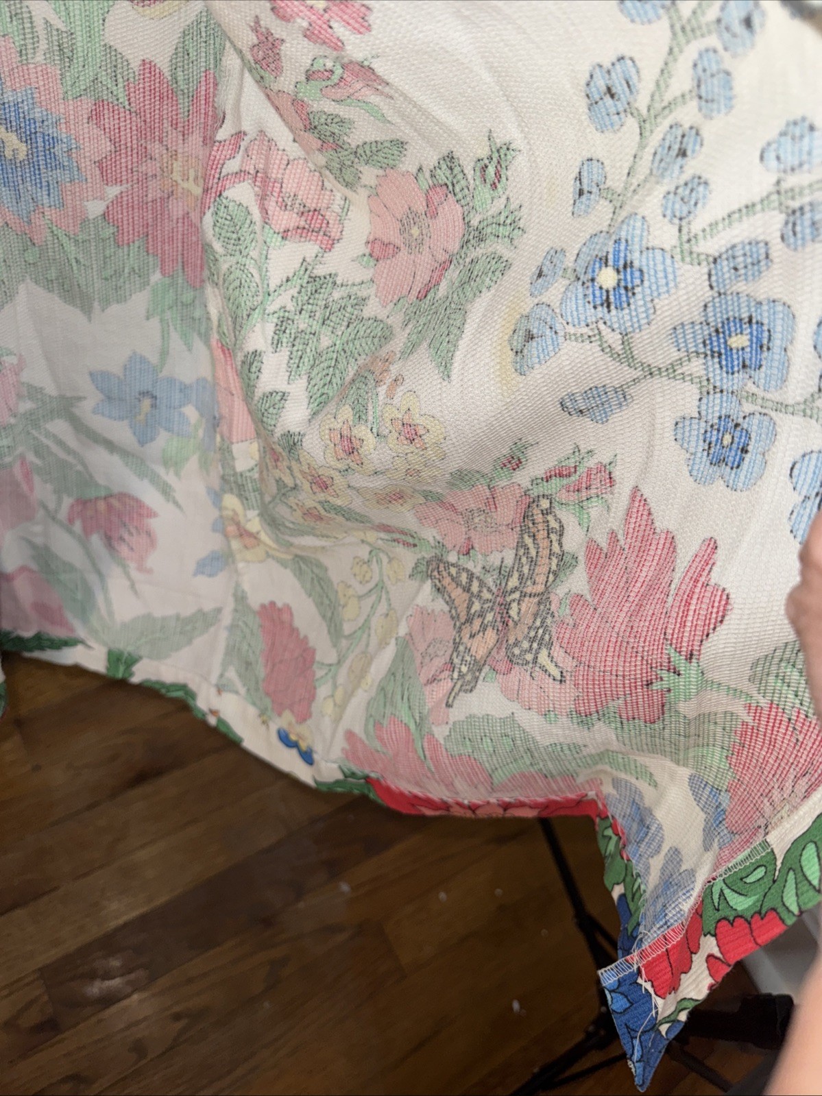 Rare Vintage 60’s 70’s Flower Butterfly Fashions Robes Look