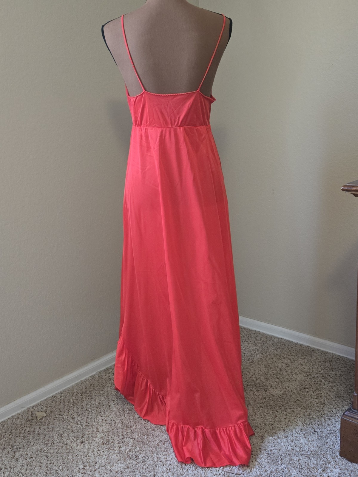 Vintage Full Length Ruffle Nylon Lace Nightgown Negligee M Glamour 60s Hollywood